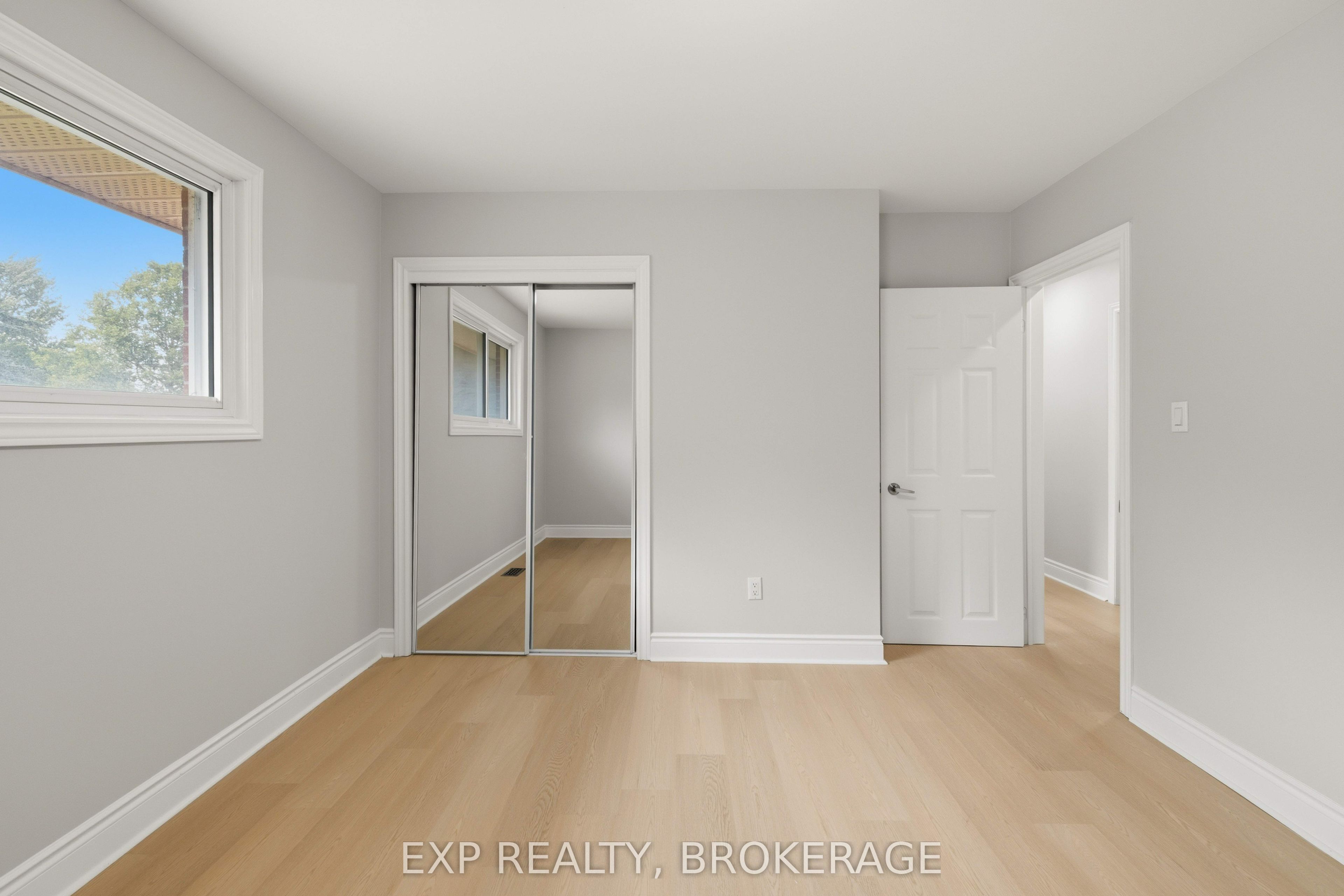 110 Liddell Crescent Property Photo 24