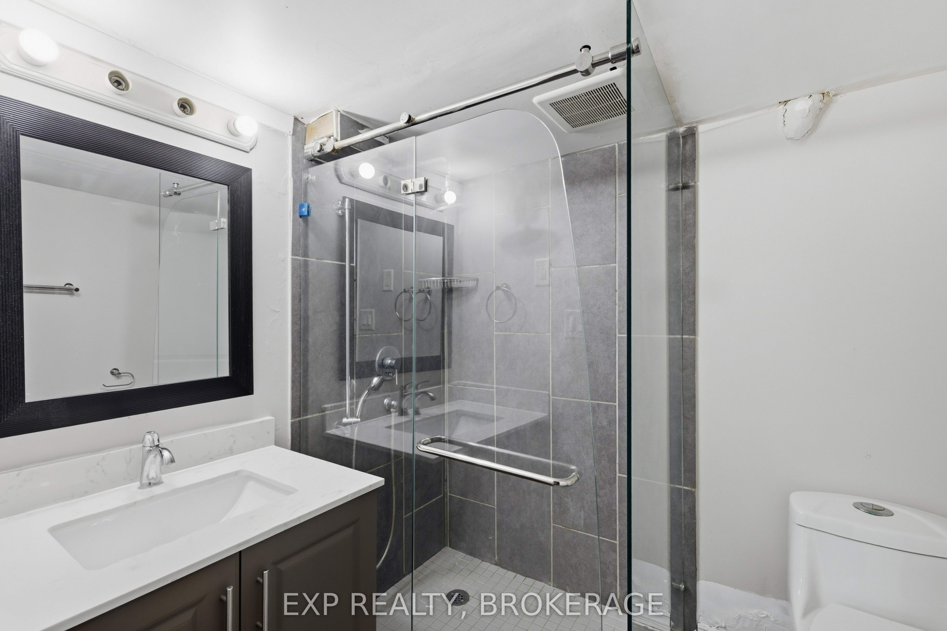 110 Liddell Crescent Property Photo 35
