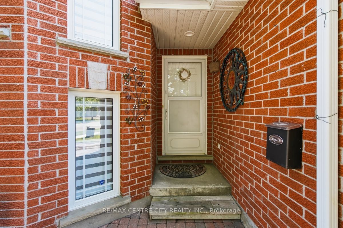 825 Railton Avenue Property Photo 4