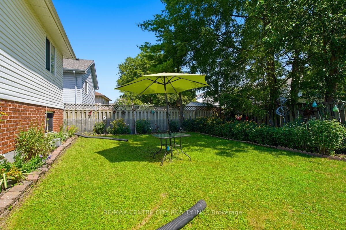 825 Railton Avenue Property Photo 40