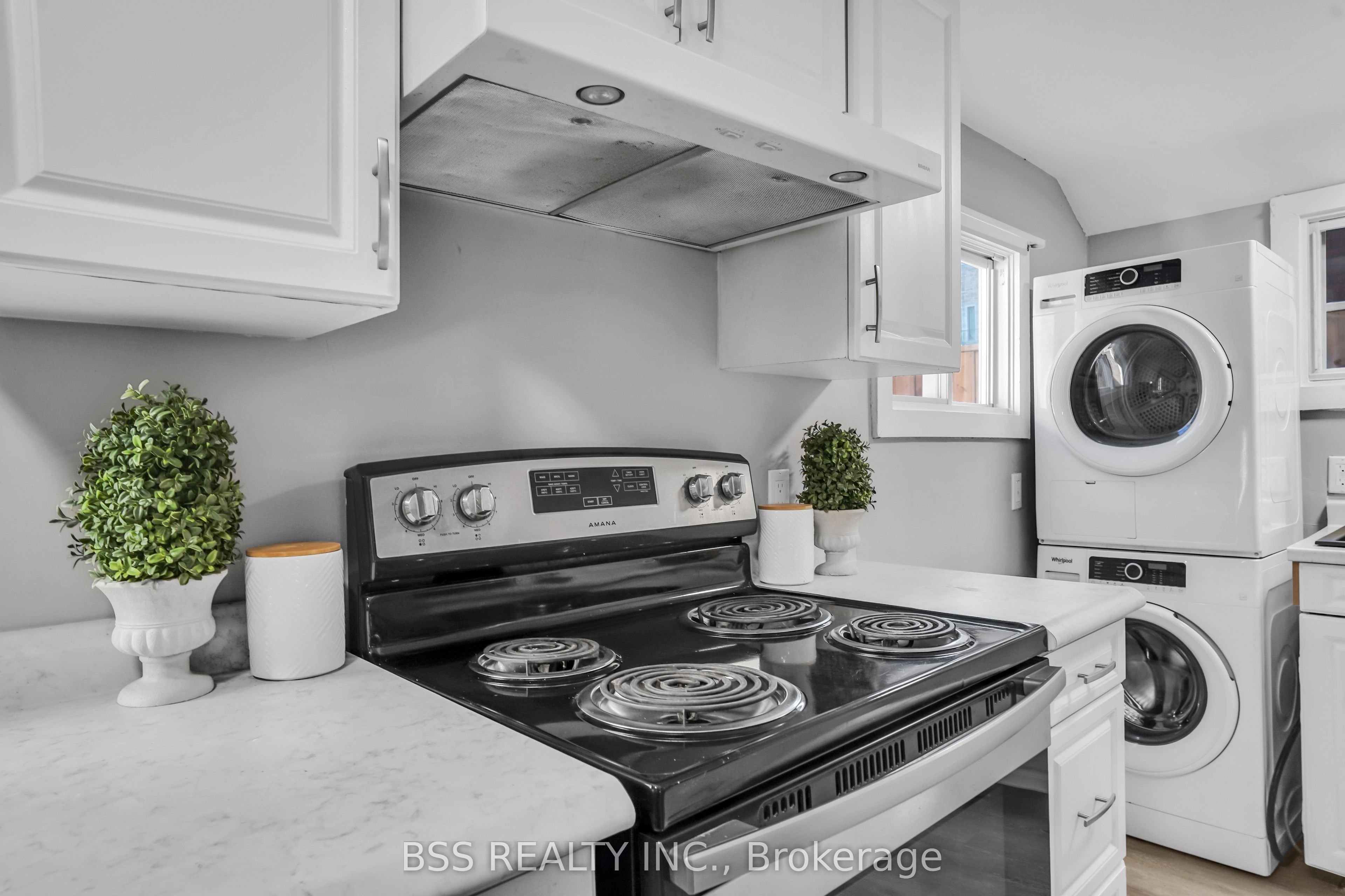 297 Sherbrooke Street Property Photo 3