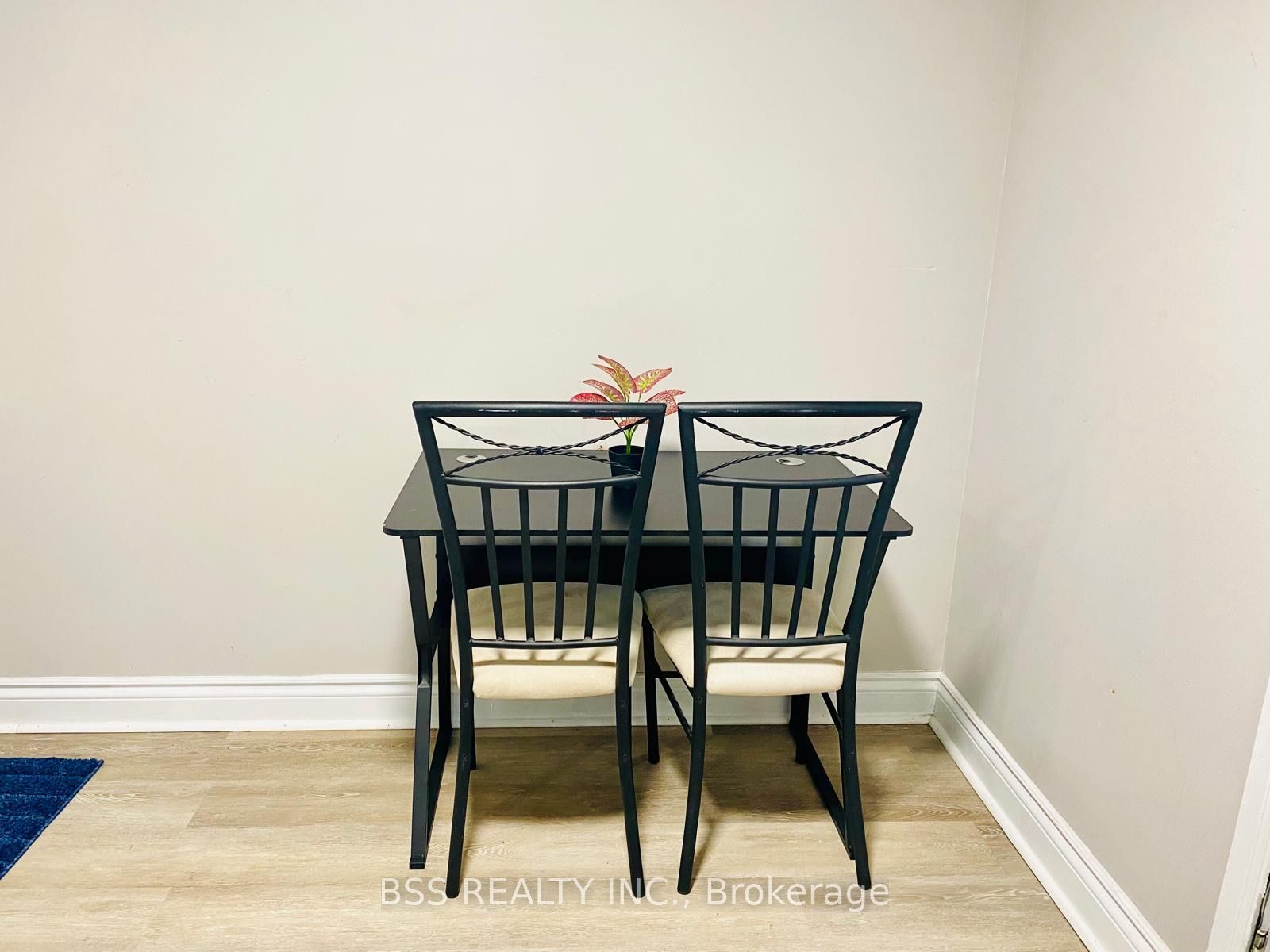 297 Sherbrooke Street Property Photo 13