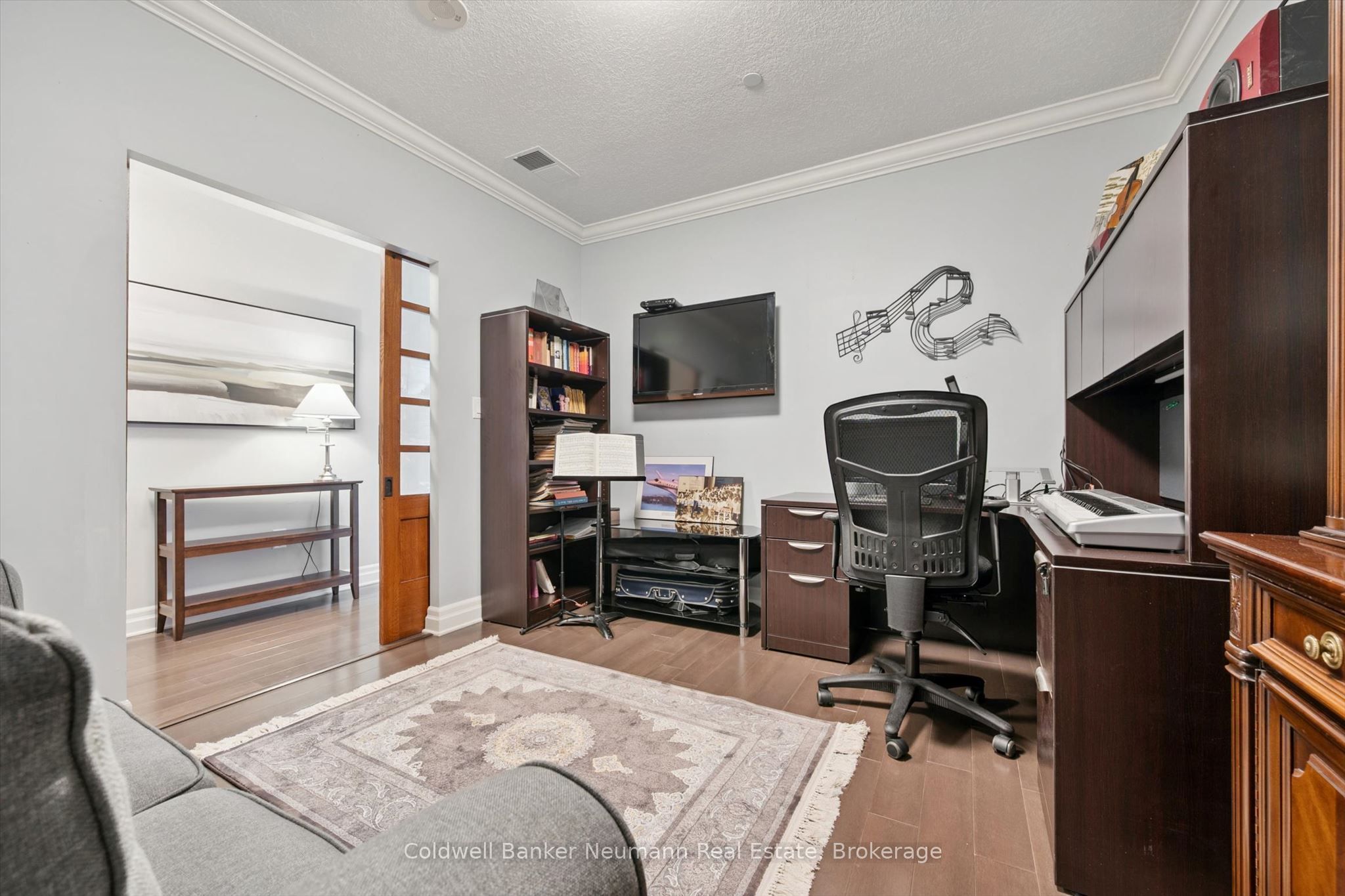 160 Macdonell Street 504 Property Photo 19