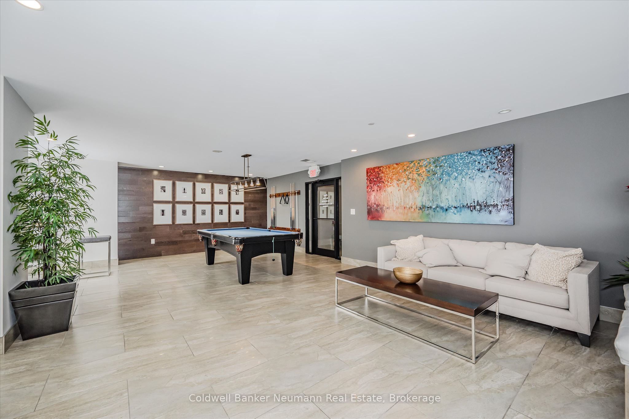 160 Macdonell Street 504 Property Photo 37