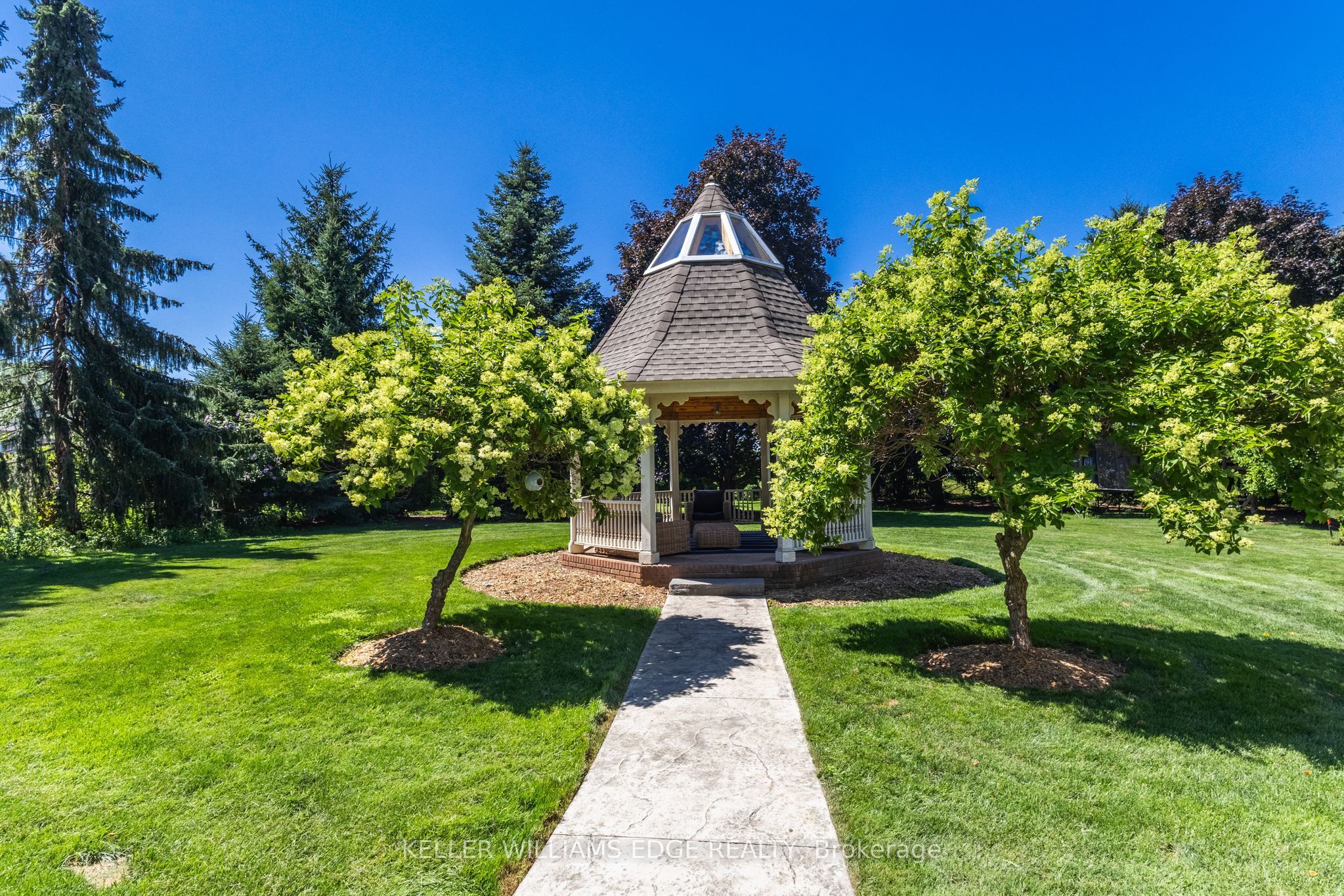 21 Kerman Avenue Property Photo 6