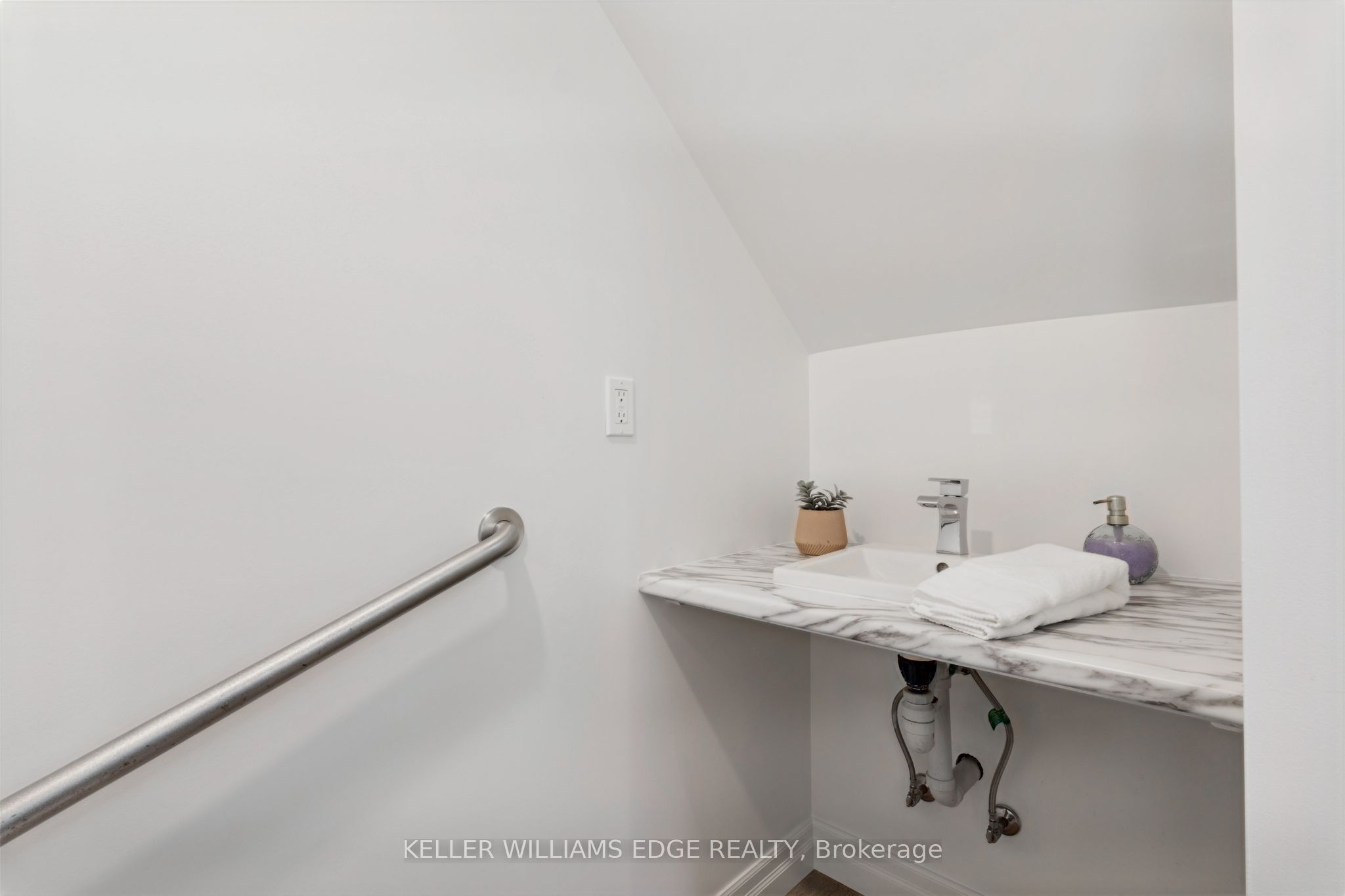 21 Kerman Avenue Property Photo 21