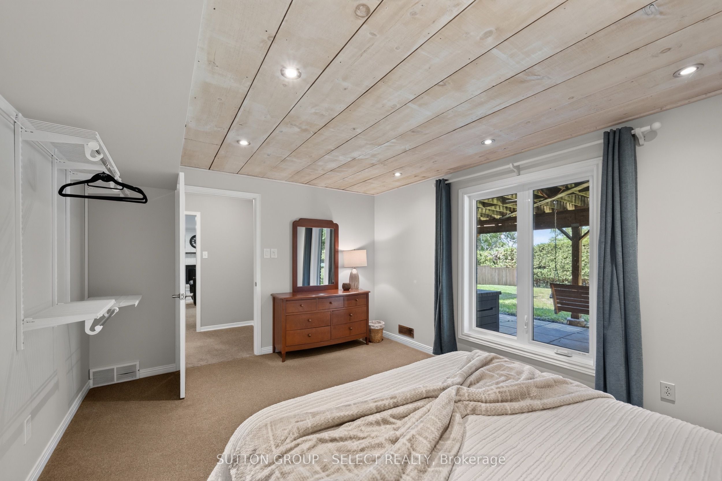 48 Lookout Court Property Photo 33