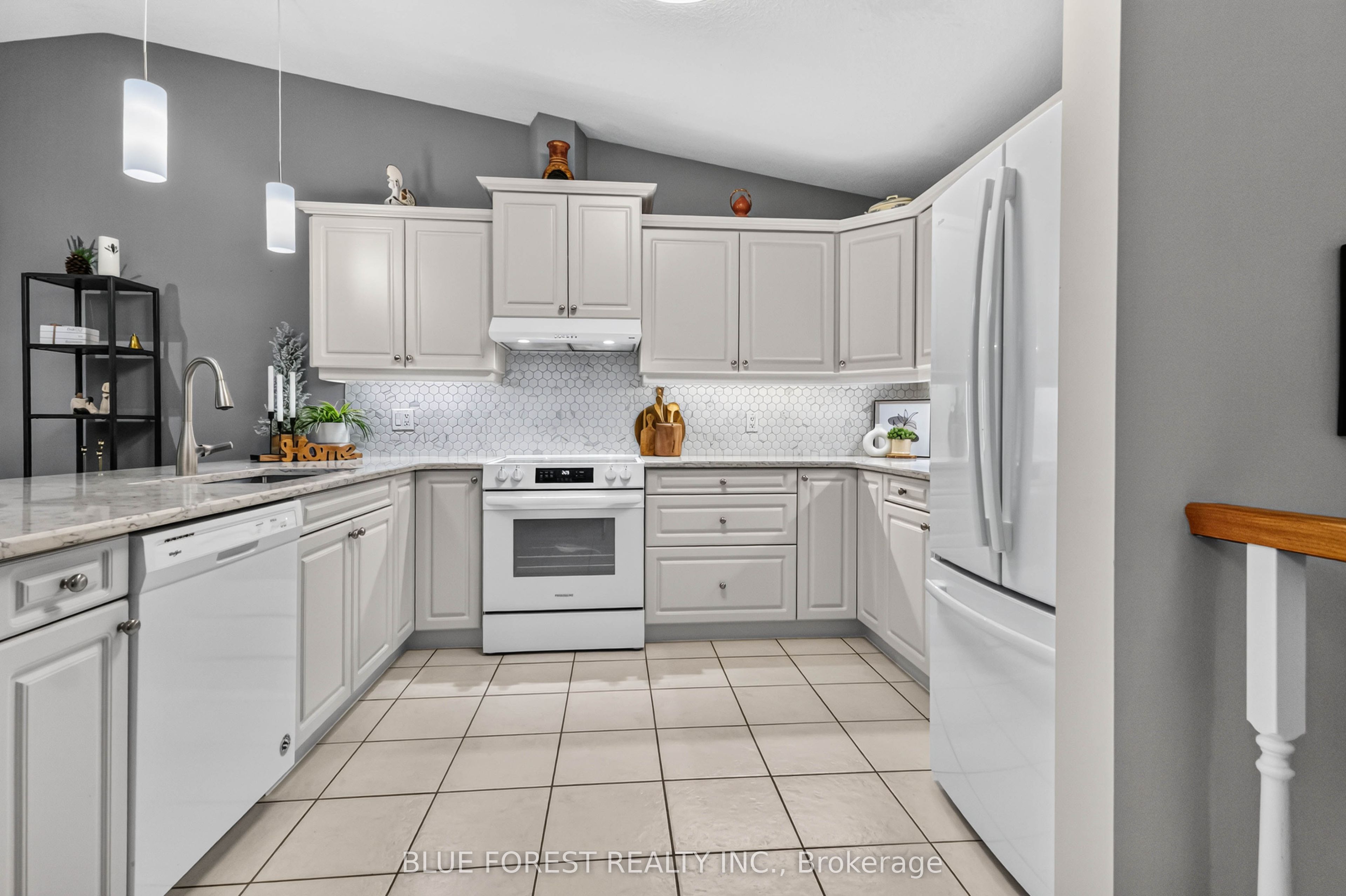 43 Capulet Walk 38 Property Photo 9