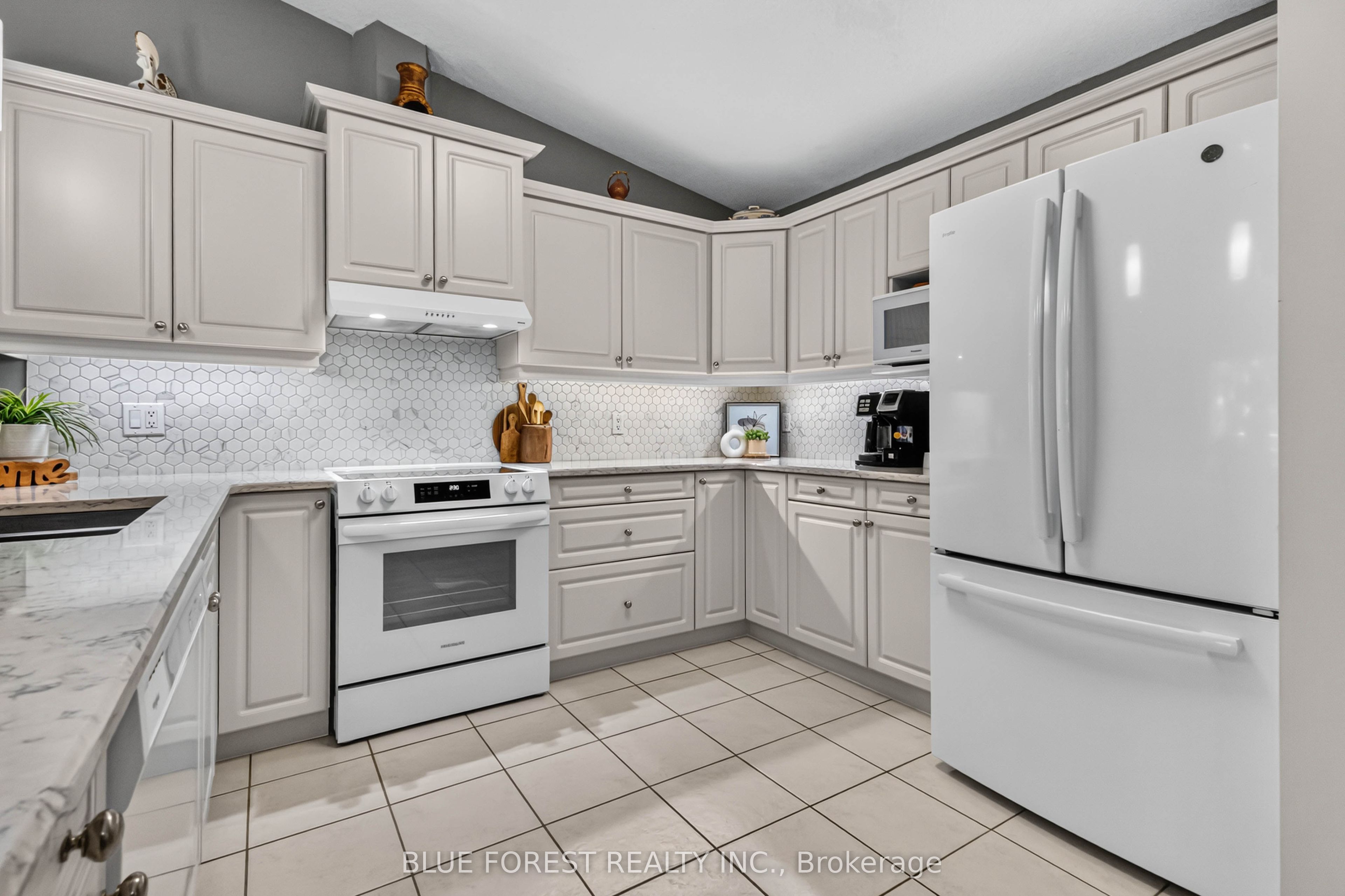 43 Capulet Walk 38 Property Photo 10