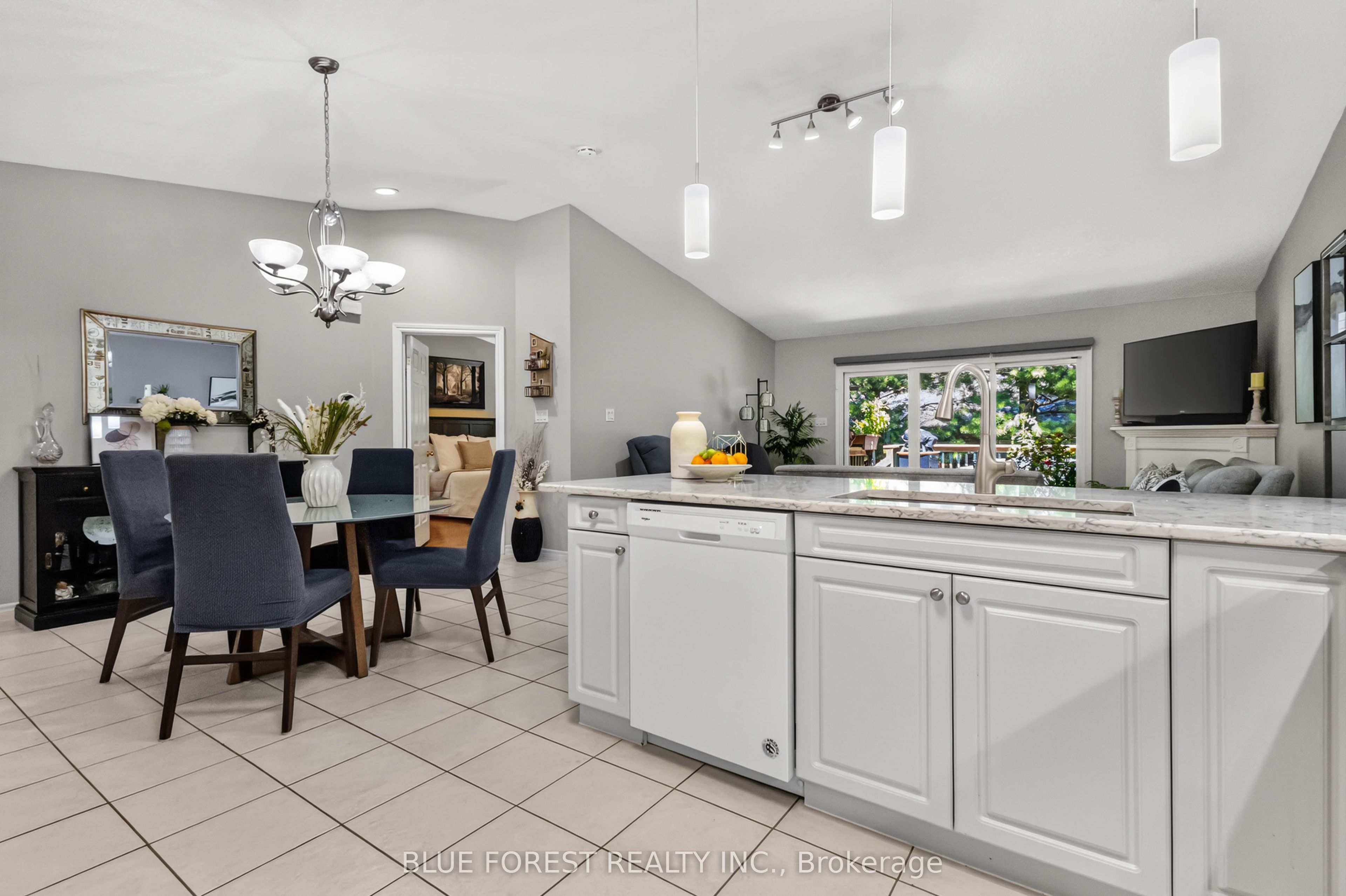 43 Capulet Walk 38 Property Photo 12