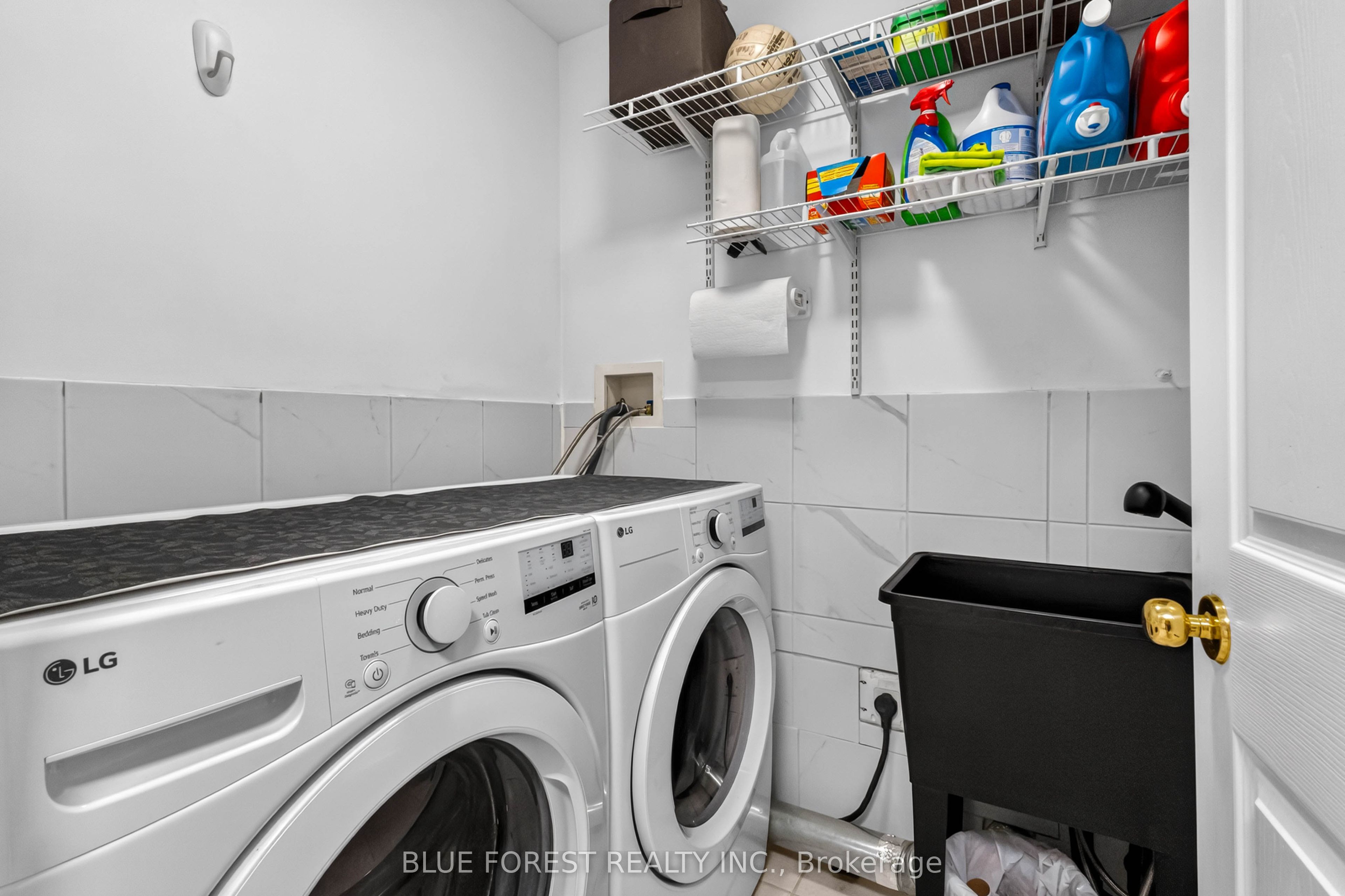 43 Capulet Walk 38 Property Photo 18