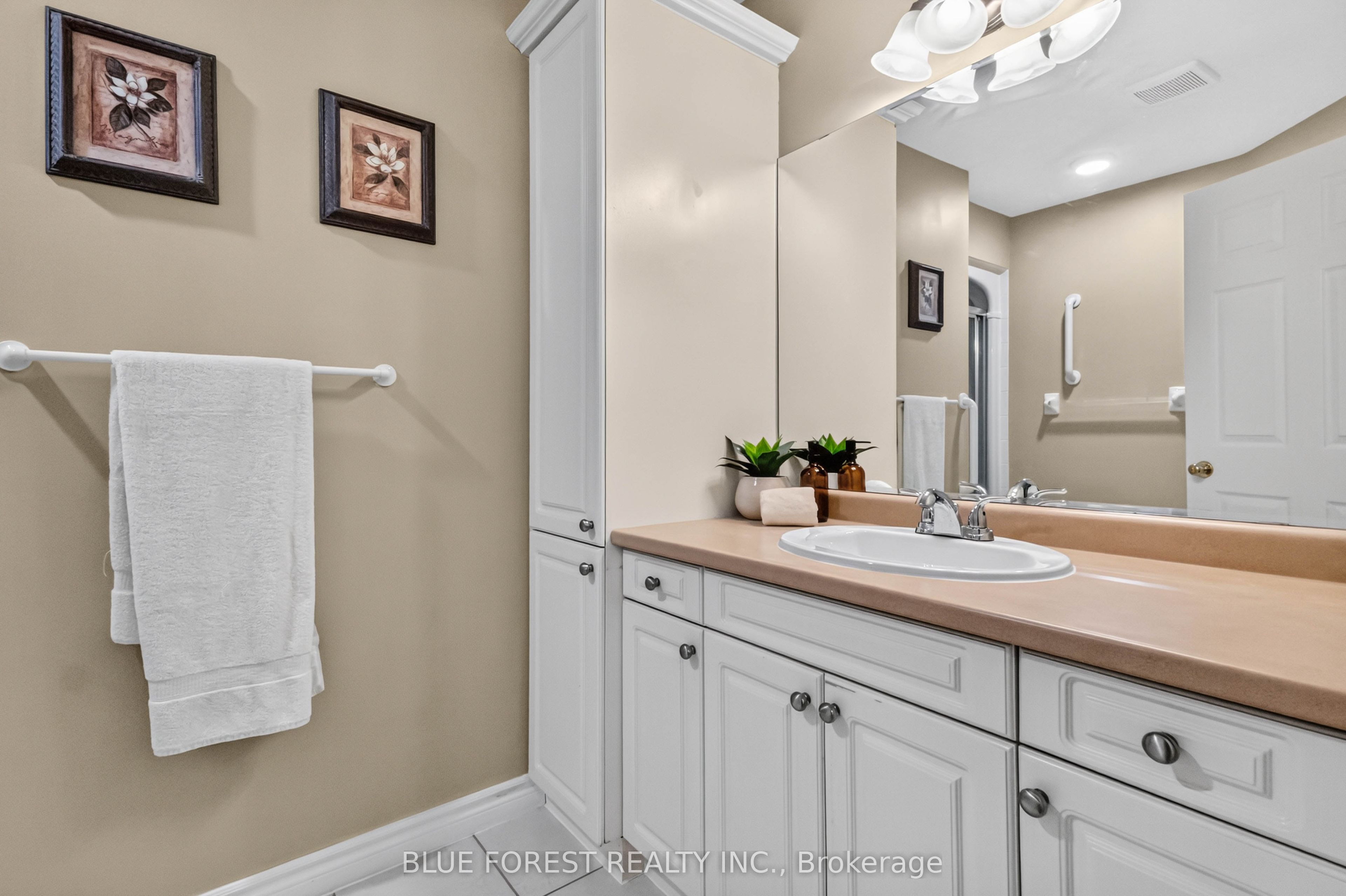 43 Capulet Walk 38 Property Photo 21