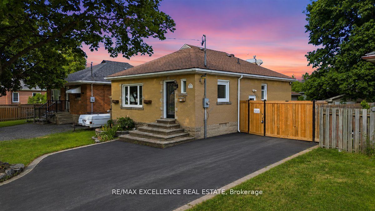 627 Upper Sherman Avenue Property Photo 2