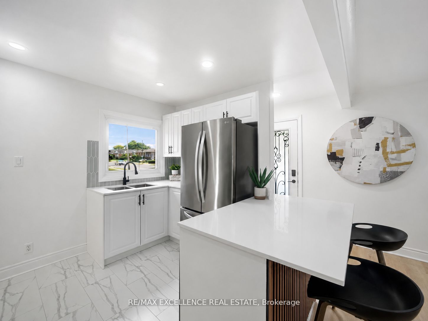 627 Upper Sherman Avenue Property Photo 6