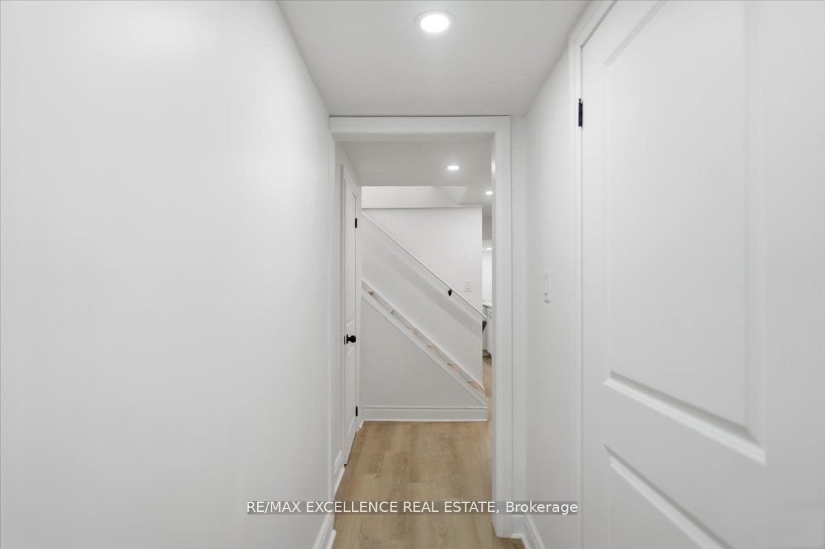 627 Upper Sherman Avenue Property Photo 27