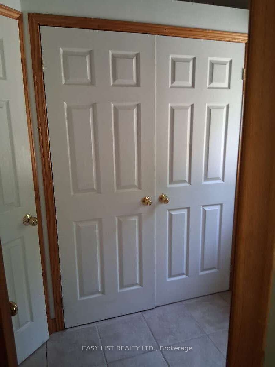 175 Old Man's Lake Lane Property Photo 7