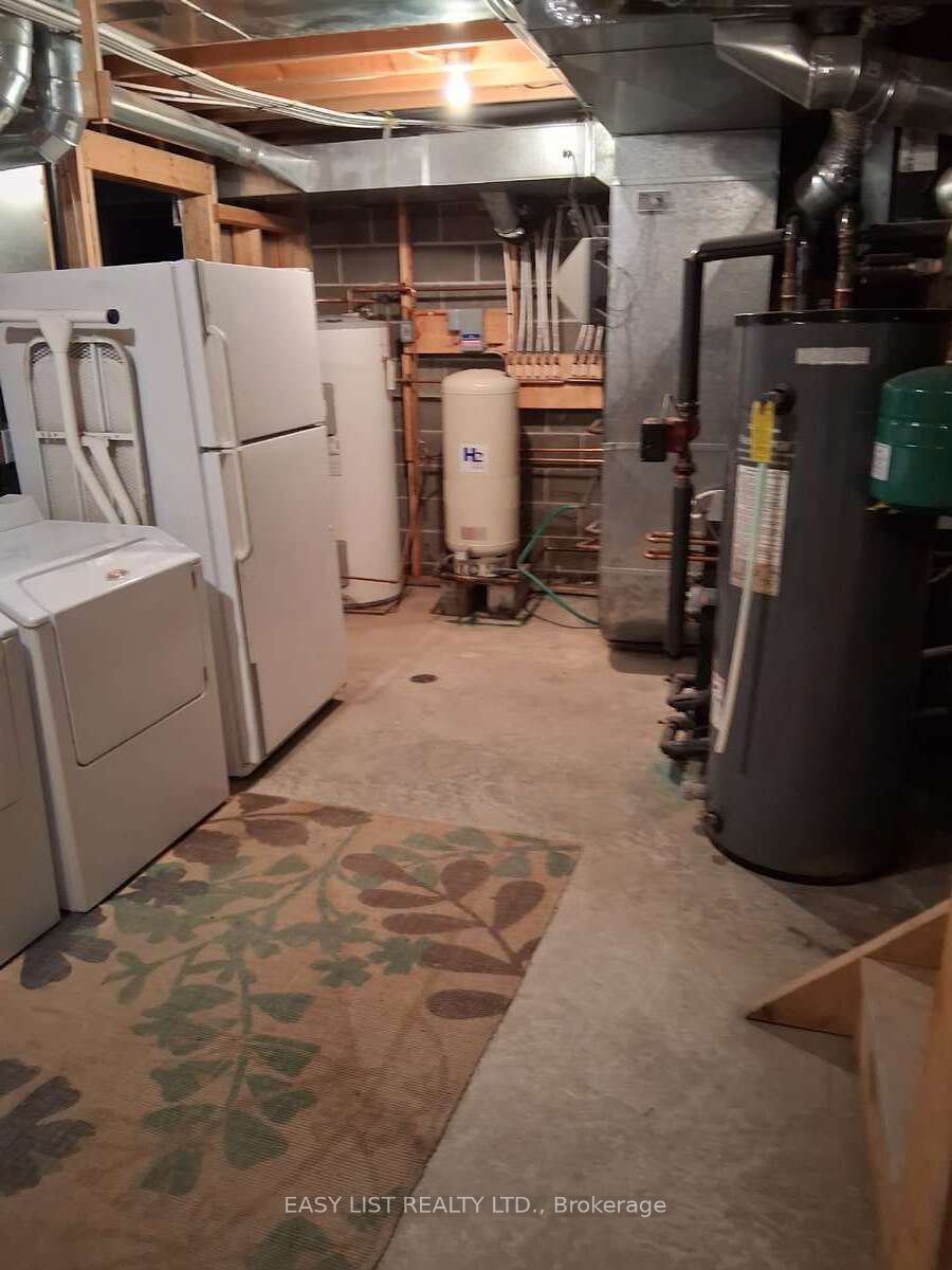 175 Old Man's Lake Lane Property Photo 43