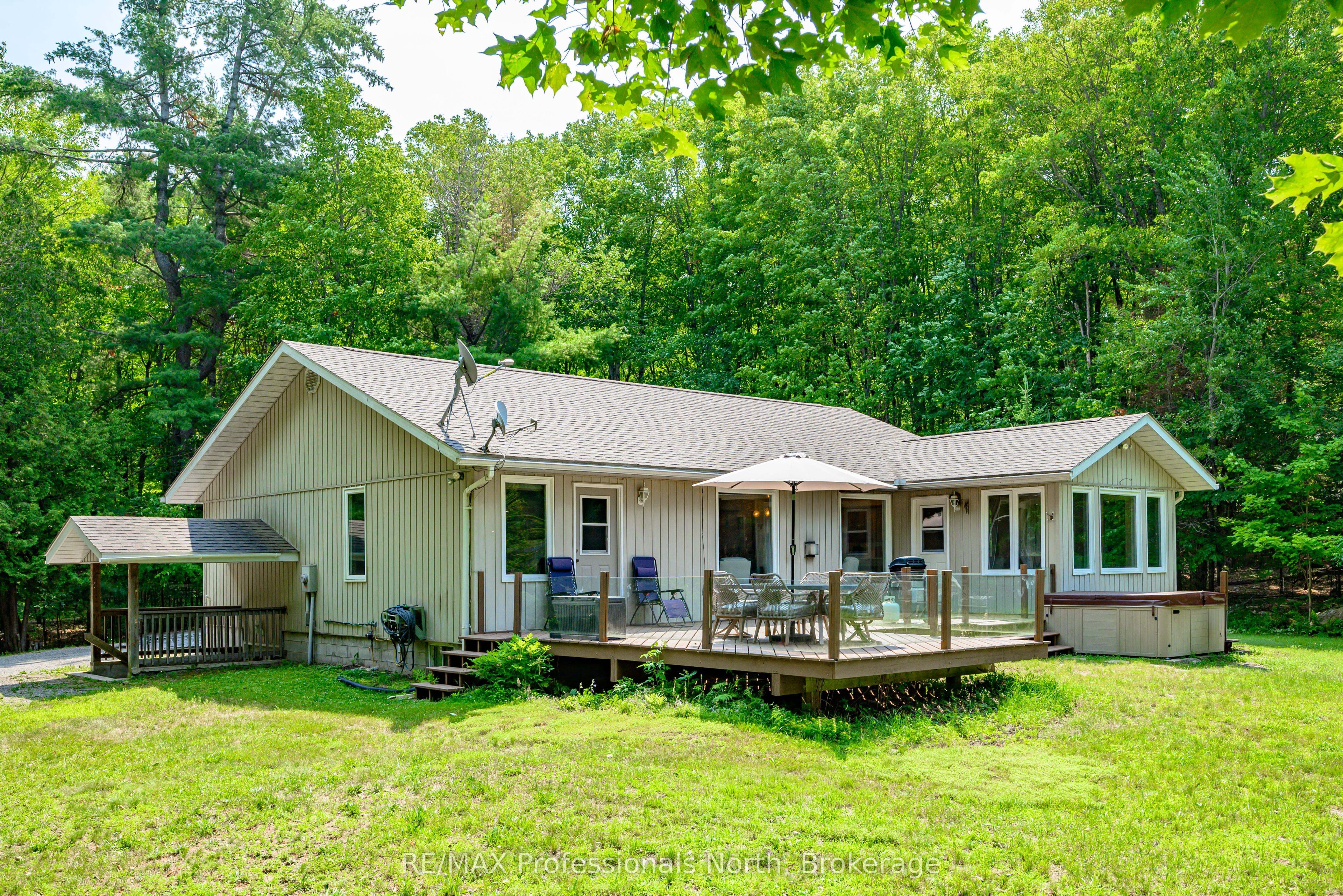 1044 Elk Drive Property Photo 3