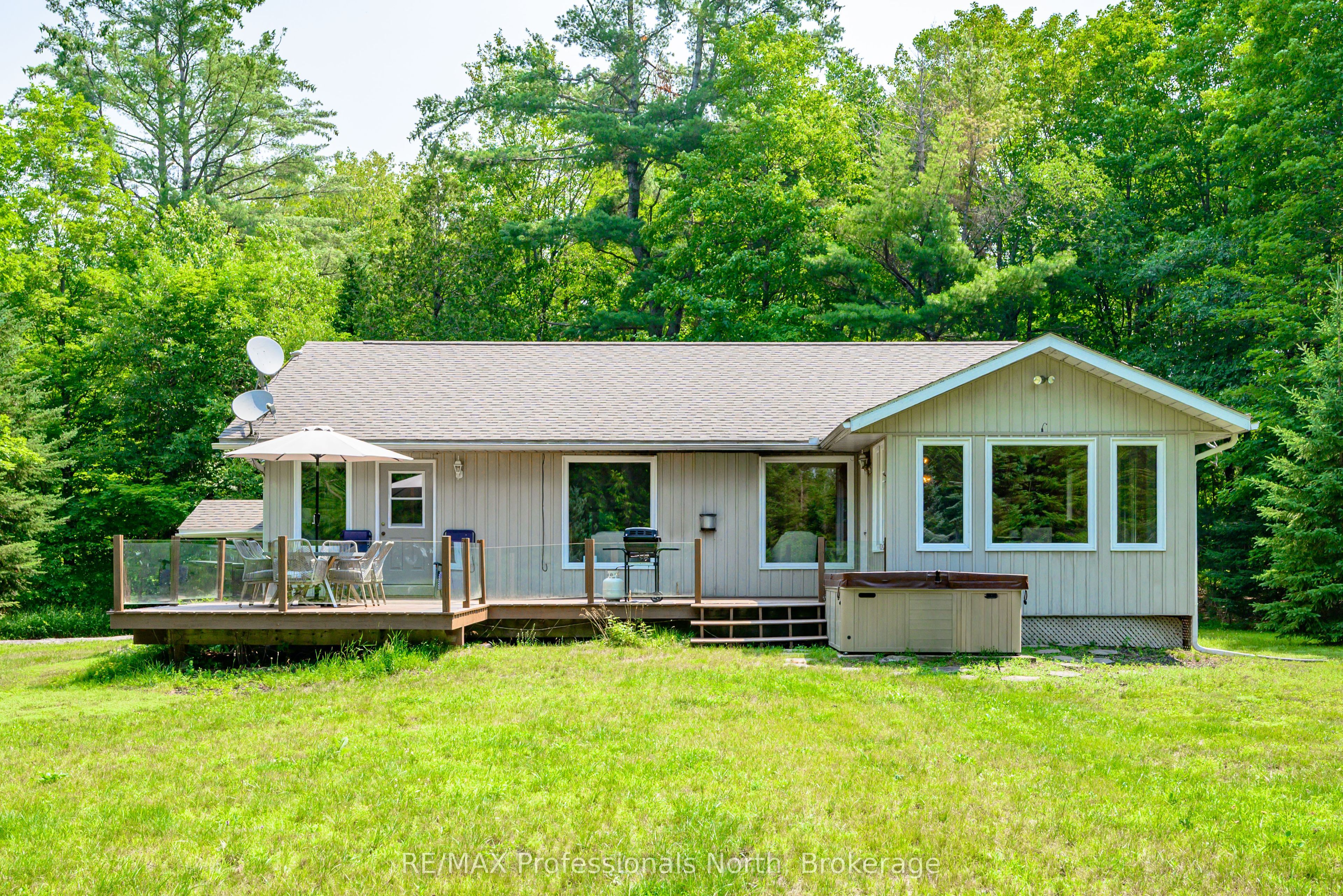 1044 Elk Drive Property Photo 4