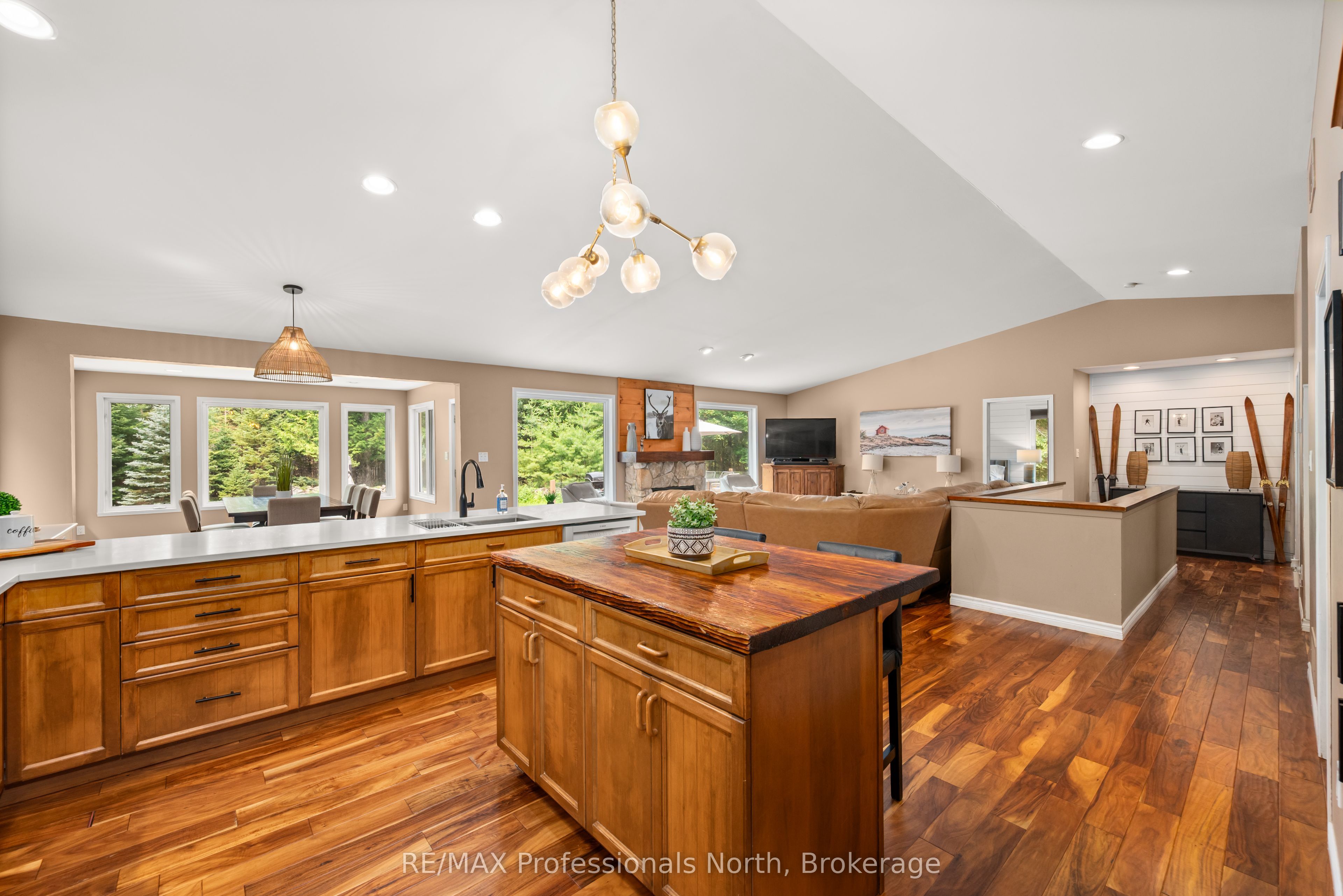 1044 Elk Drive Property Photo 11