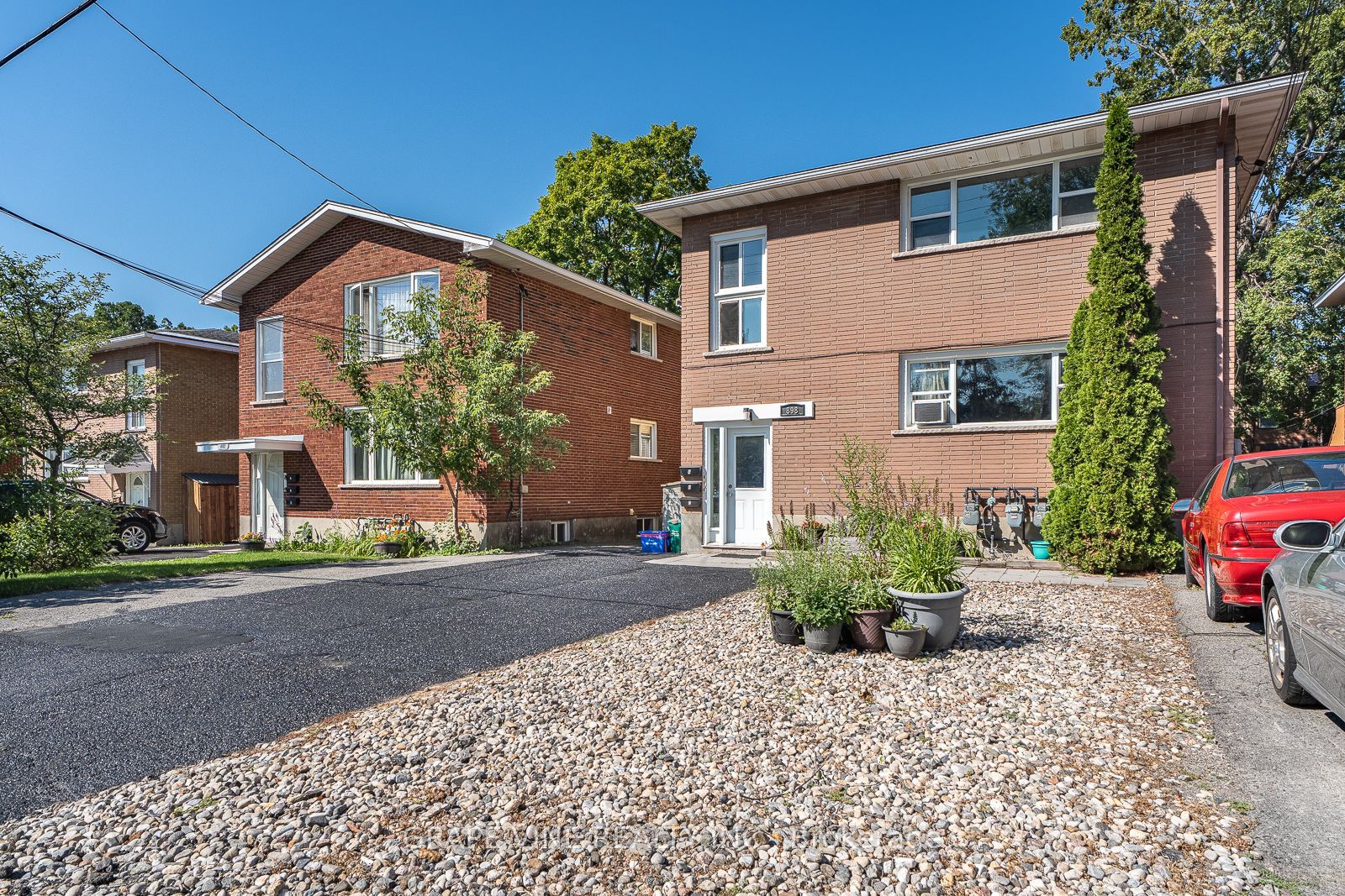 898 Watson Avenue Property Photo 3