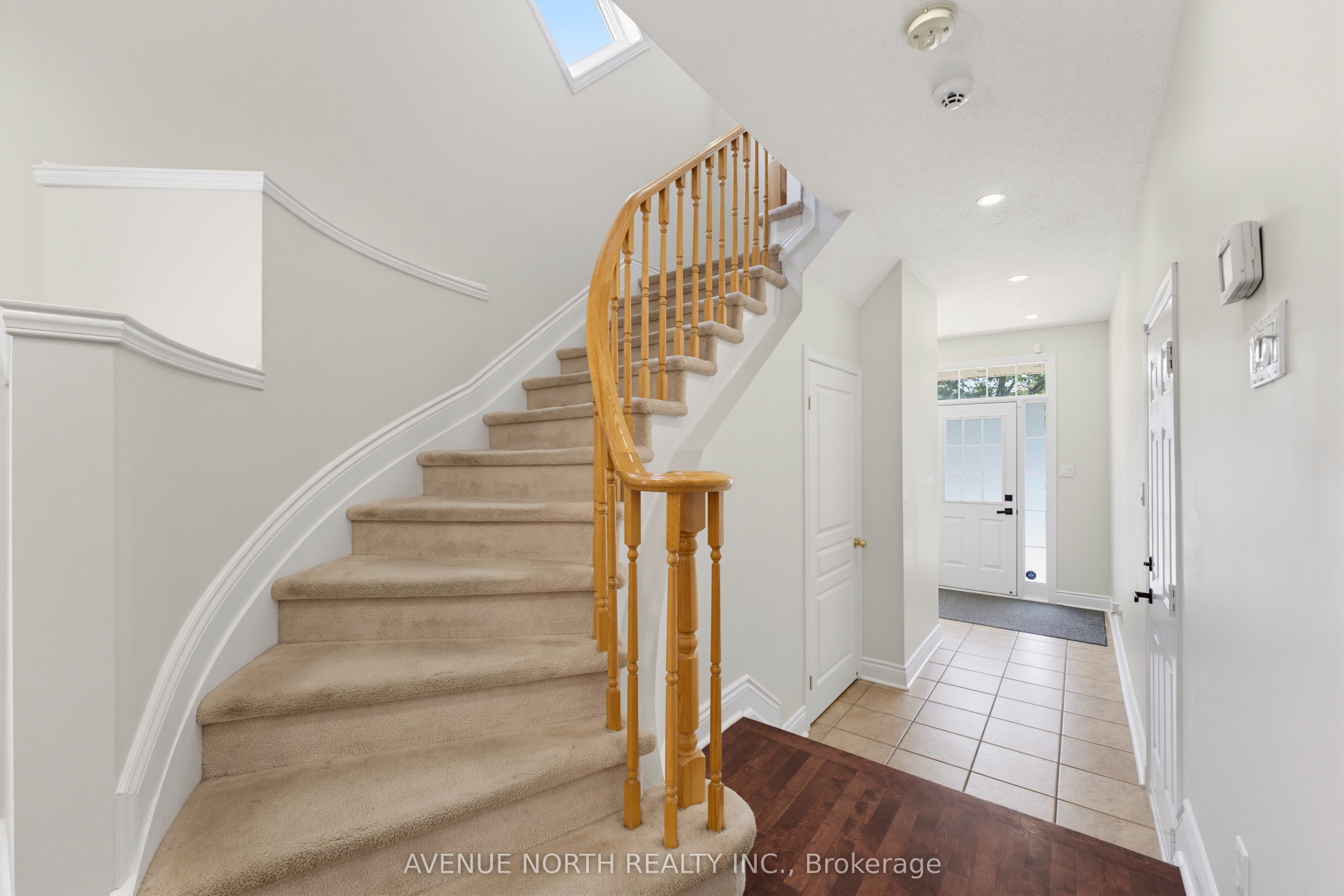 45 Saddlesmith Circle Property Photo 7