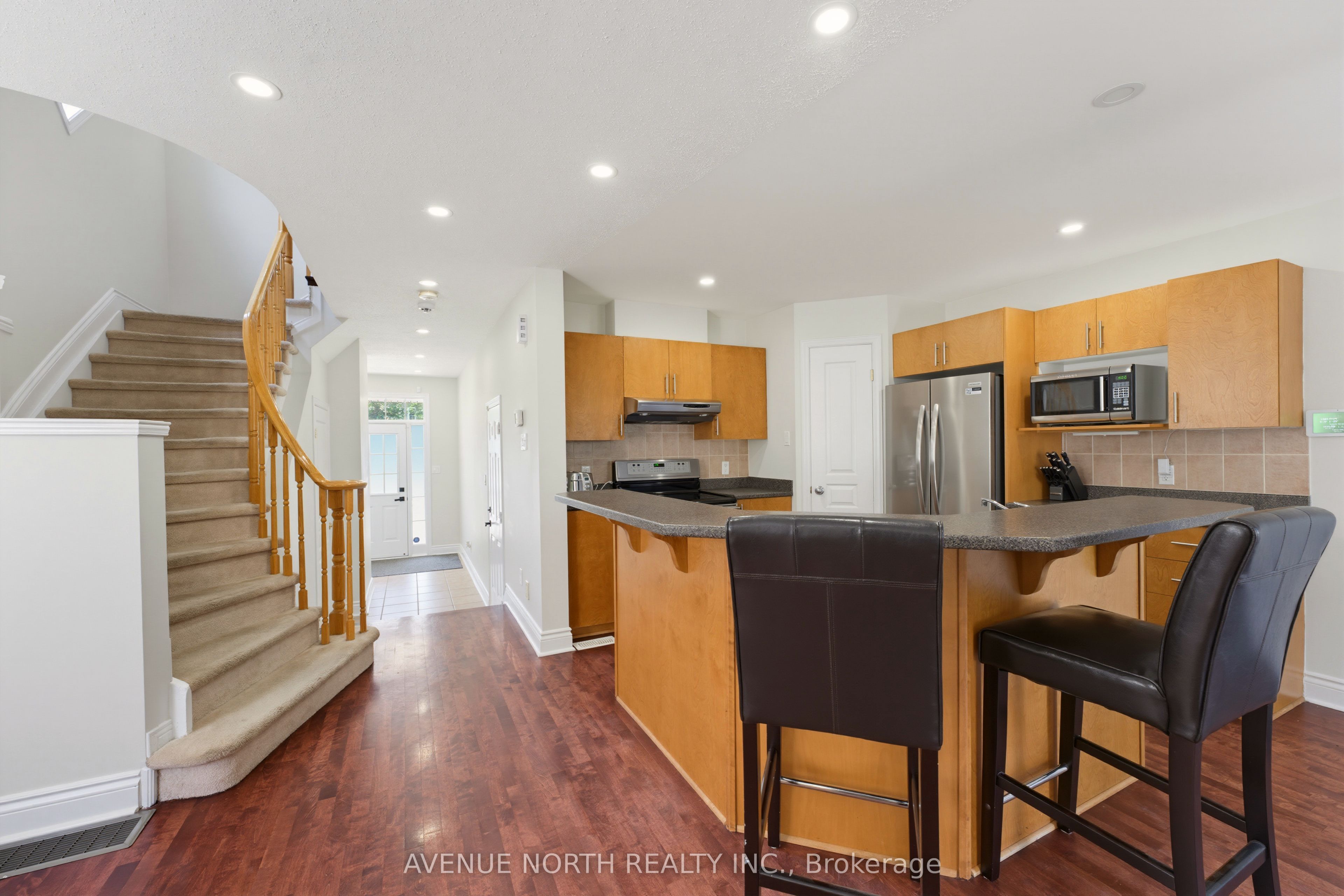 45 Saddlesmith Circle Property Photo 8