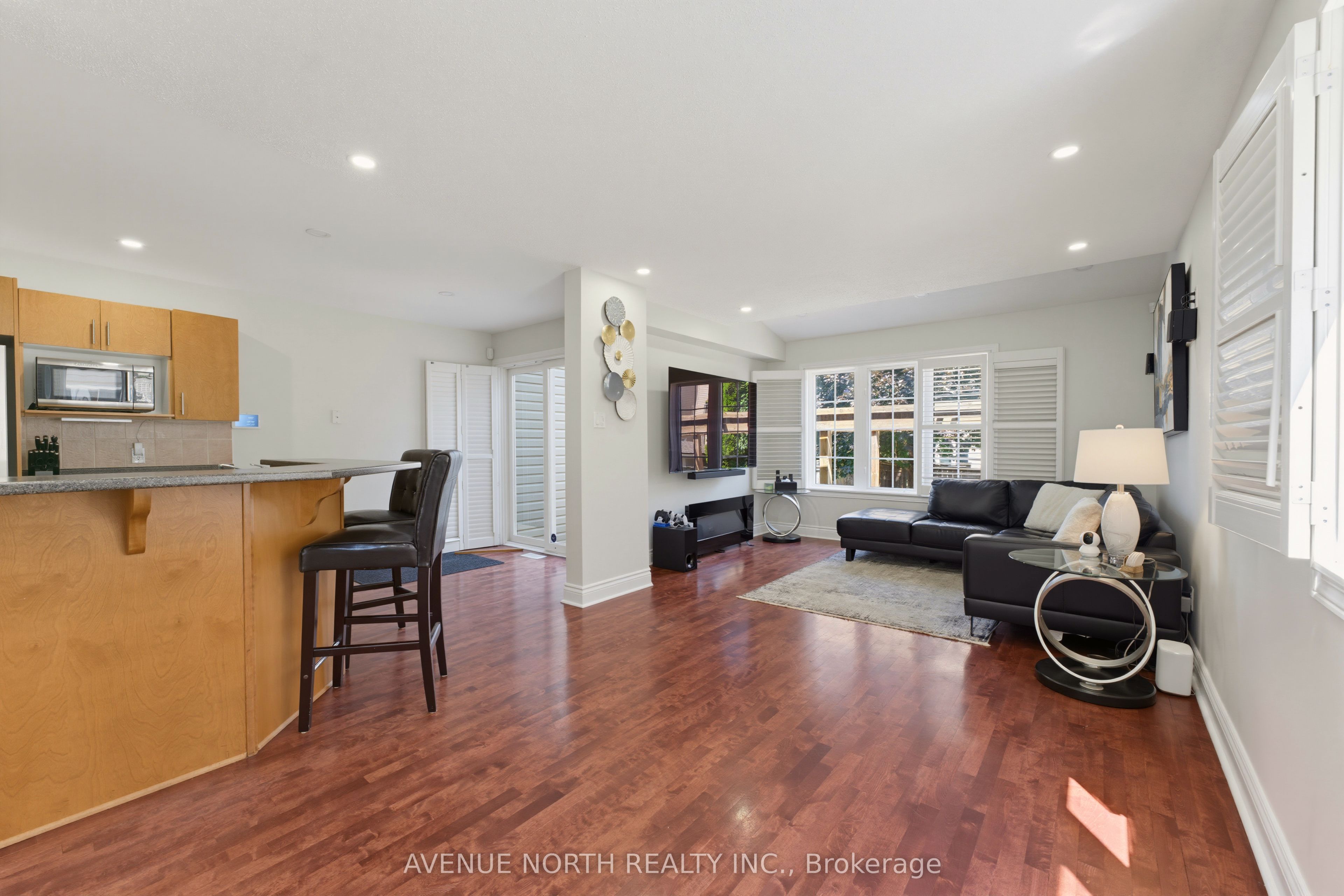 45 Saddlesmith Circle Property Photo 16
