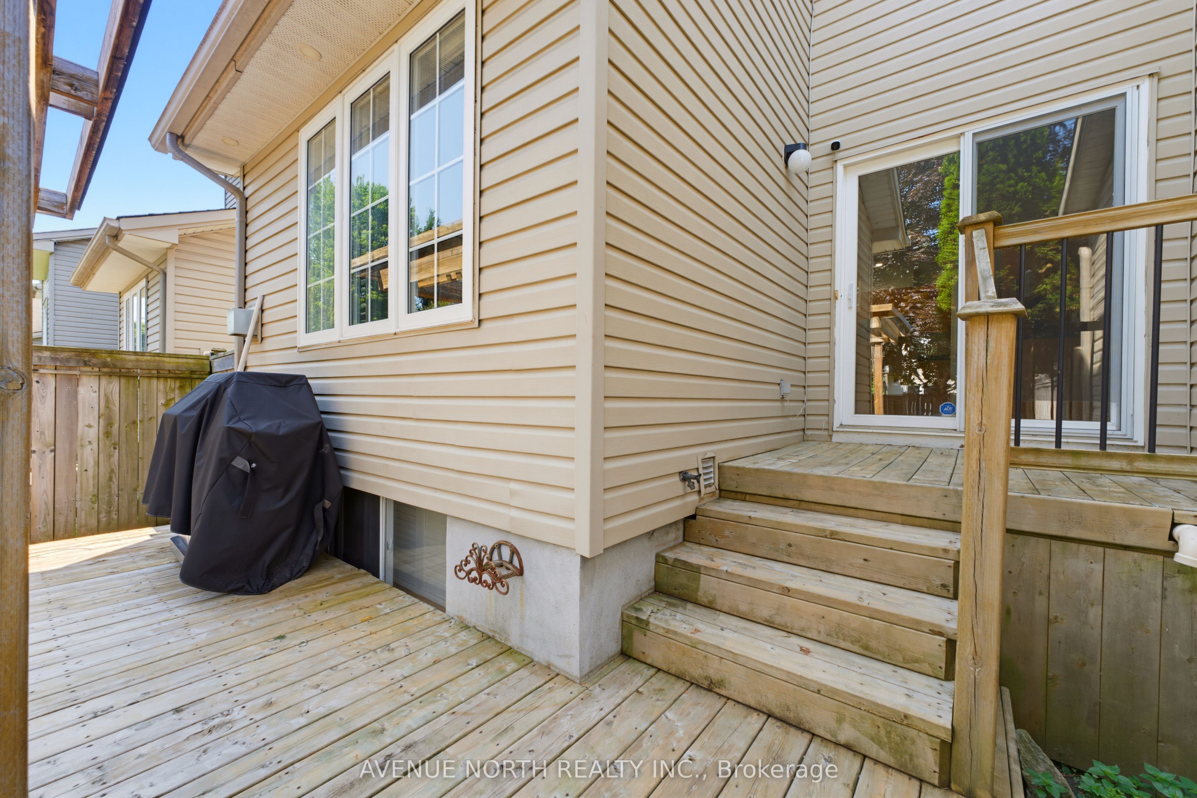 45 Saddlesmith Circle Property Photo 32