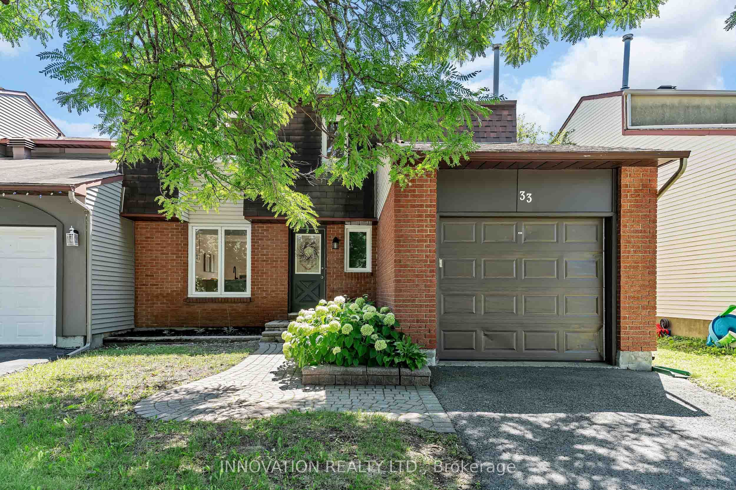 33 Exeter Drive Property Photo 1