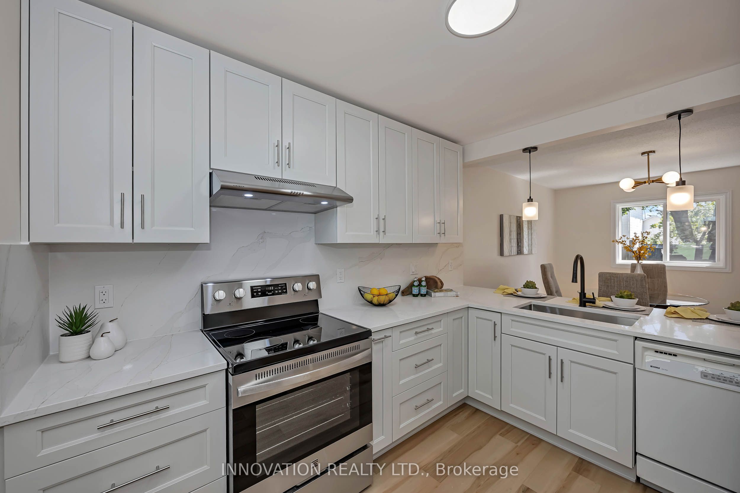 33 Exeter Drive Property Photo 5