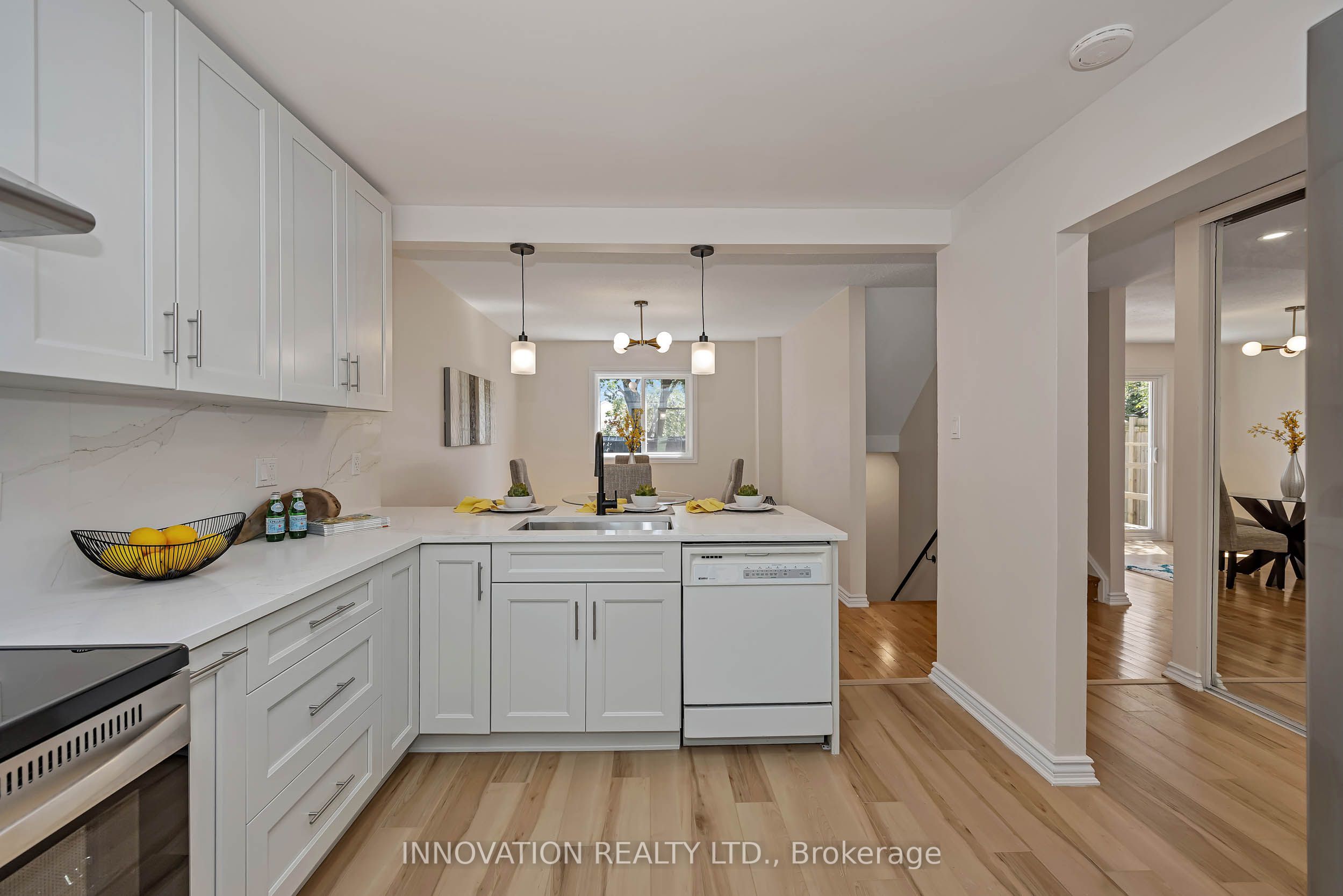 33 Exeter Drive Property Photo 6
