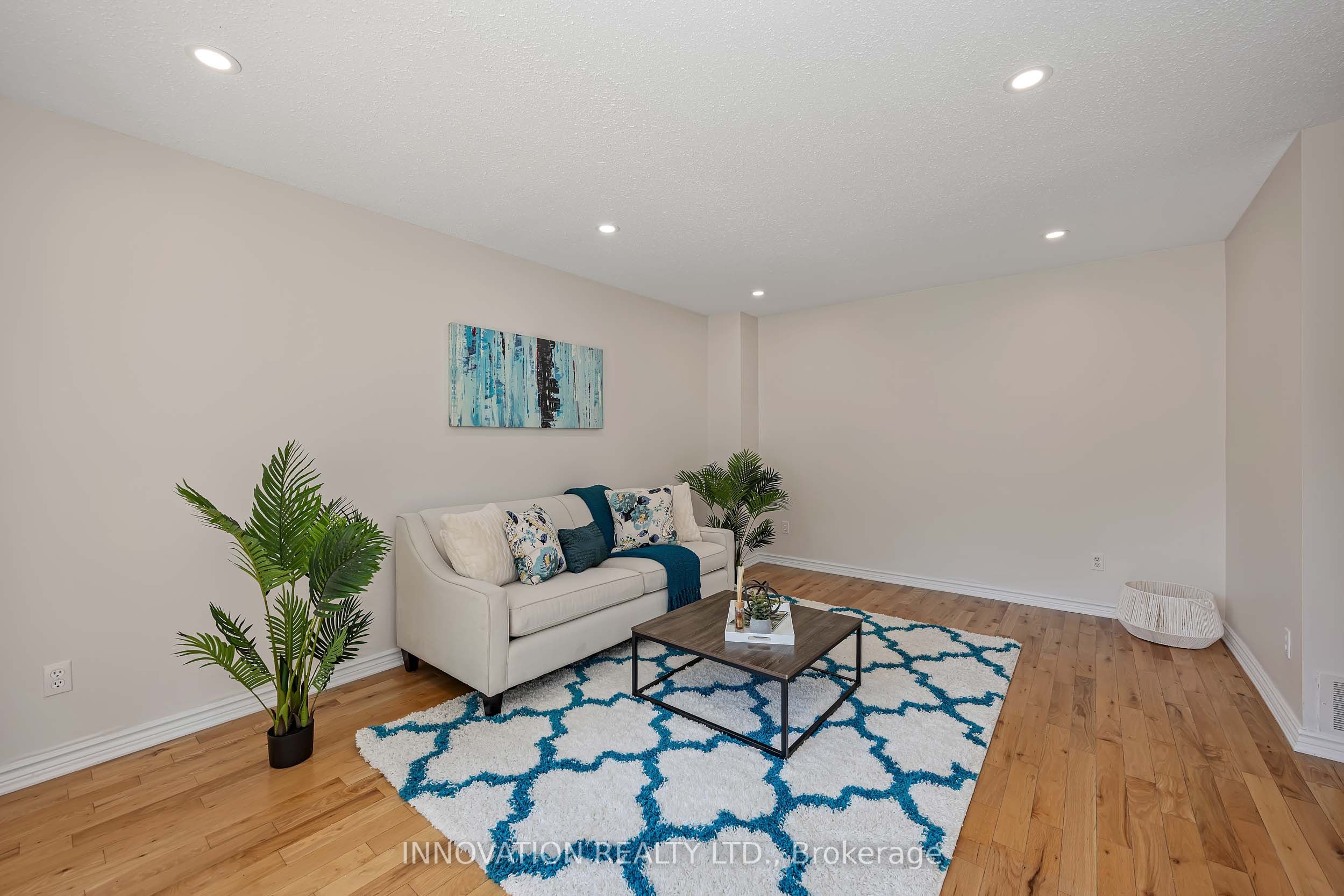 33 Exeter Drive Property Photo 15