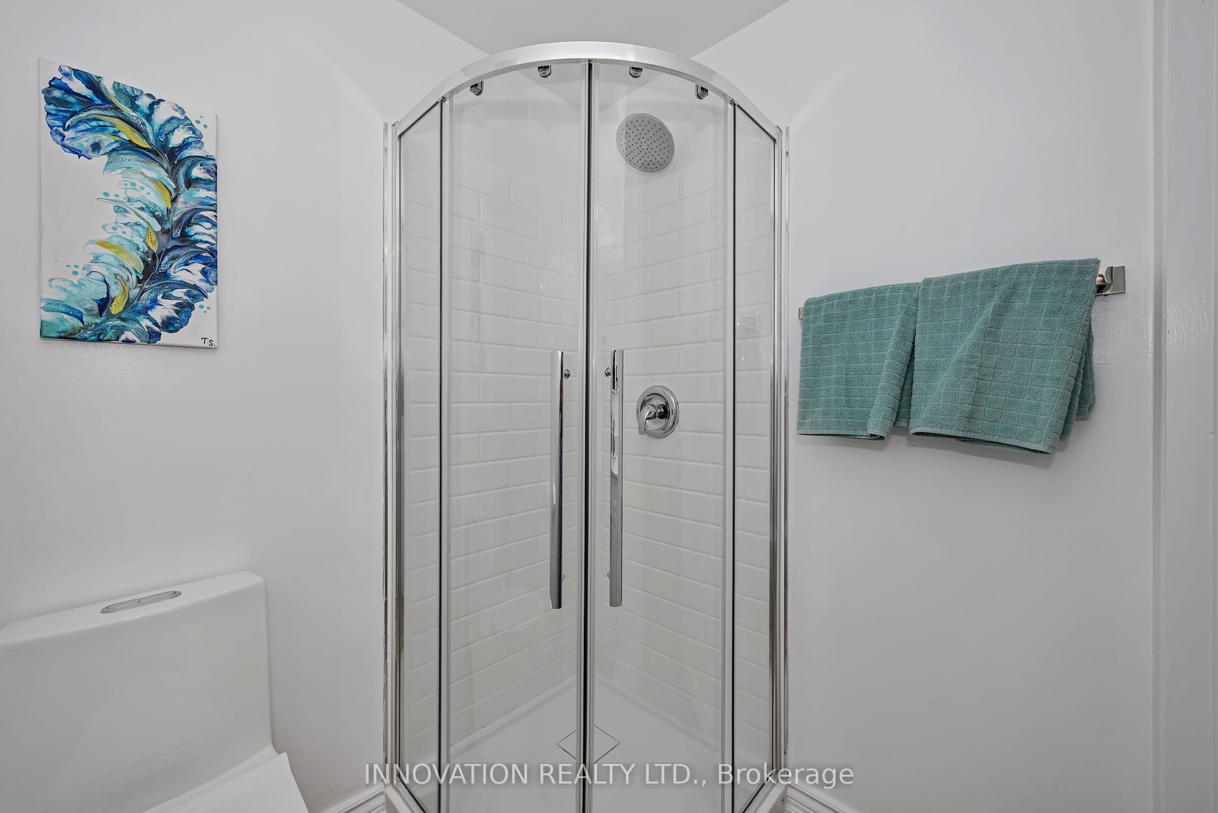 33 Exeter Drive Property Photo 24