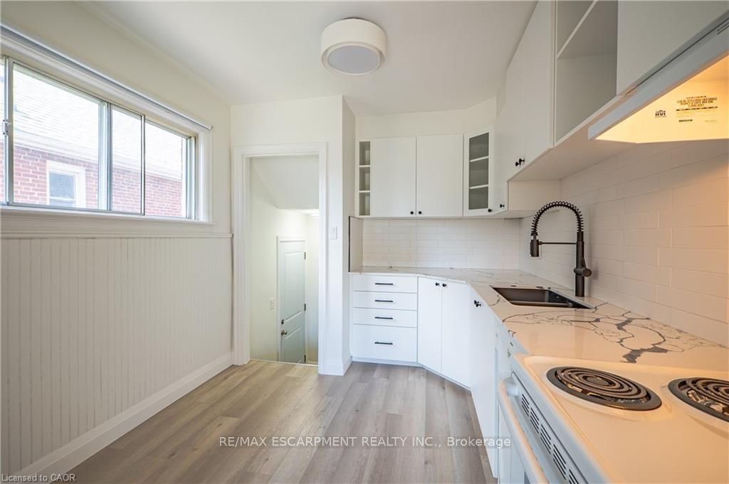 150 Beland Avenue S Property Photo 7