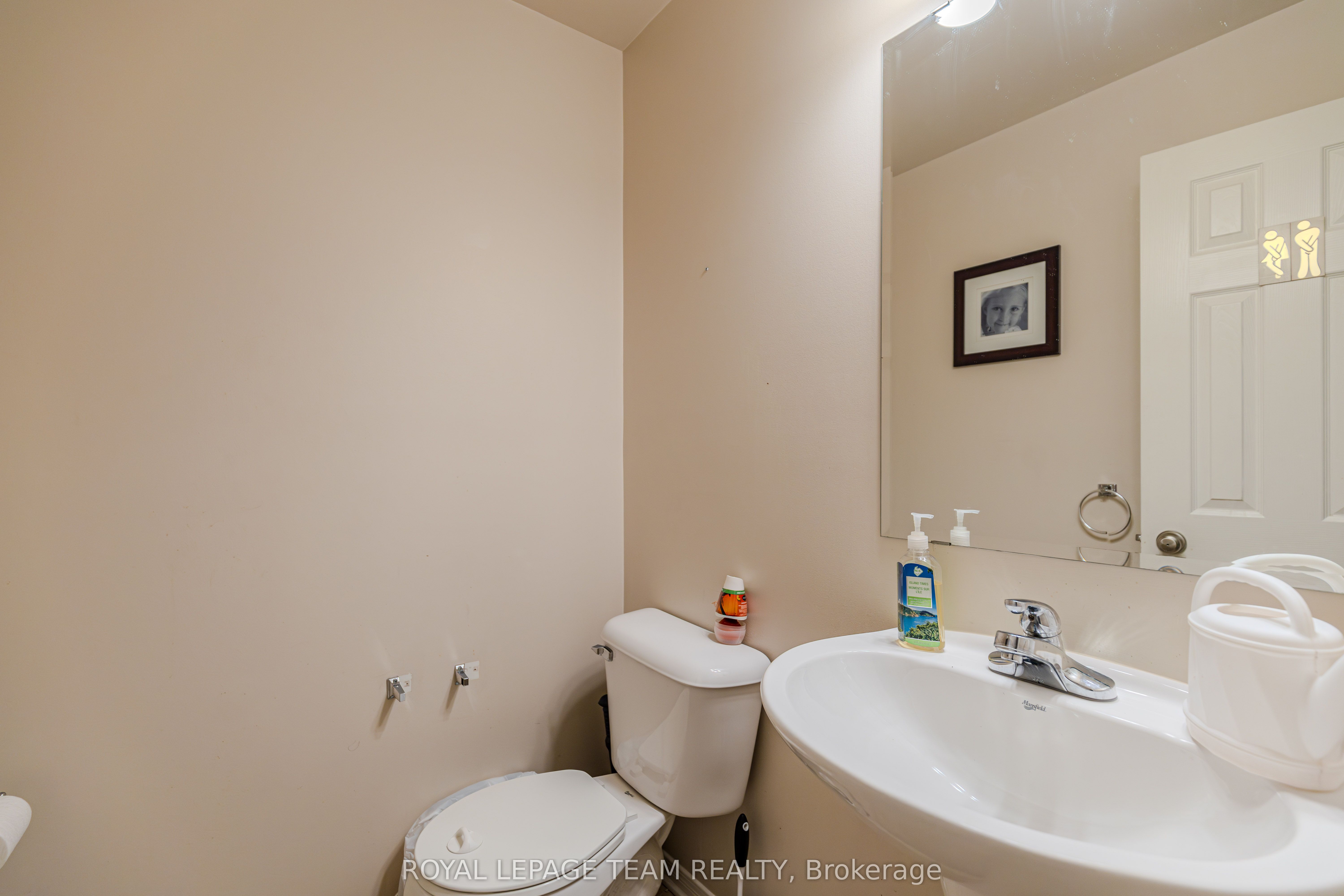 316 Bryarton Street Property Photo 5