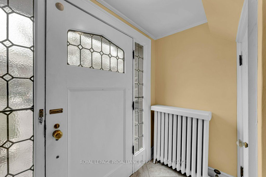 163 Pine Street Property Photo 4