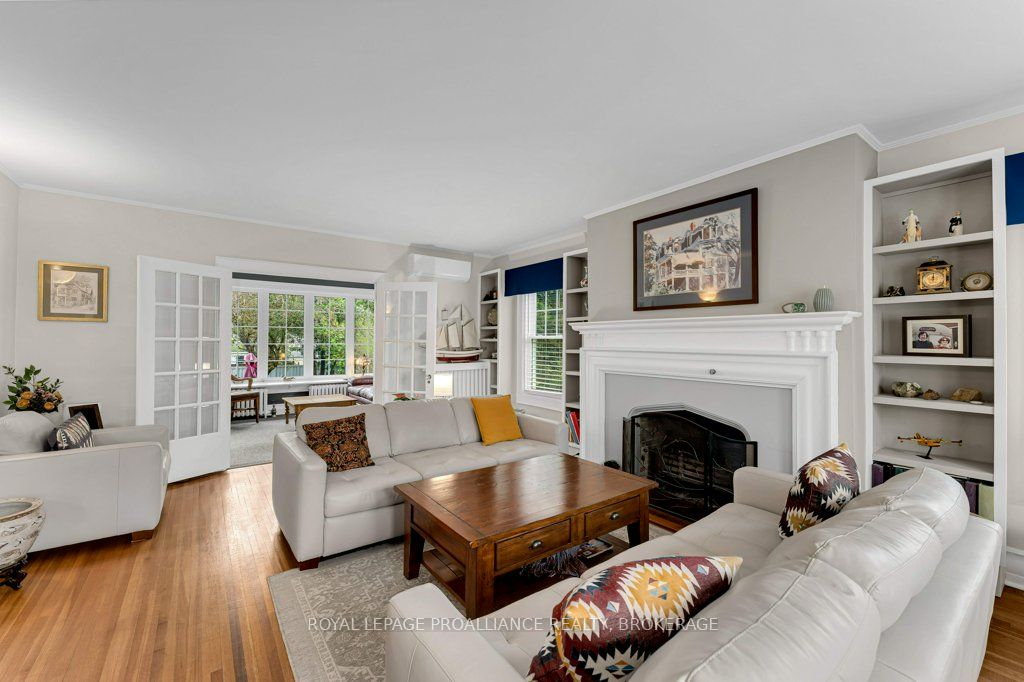 163 Pine Street Property Photo 9