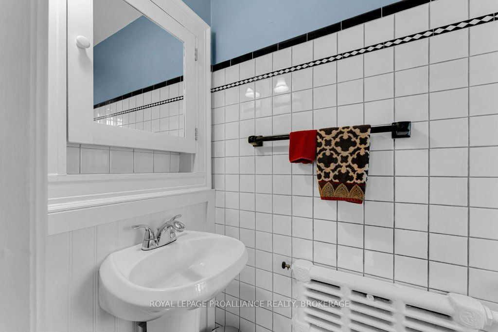 163 Pine Street Property Photo 31