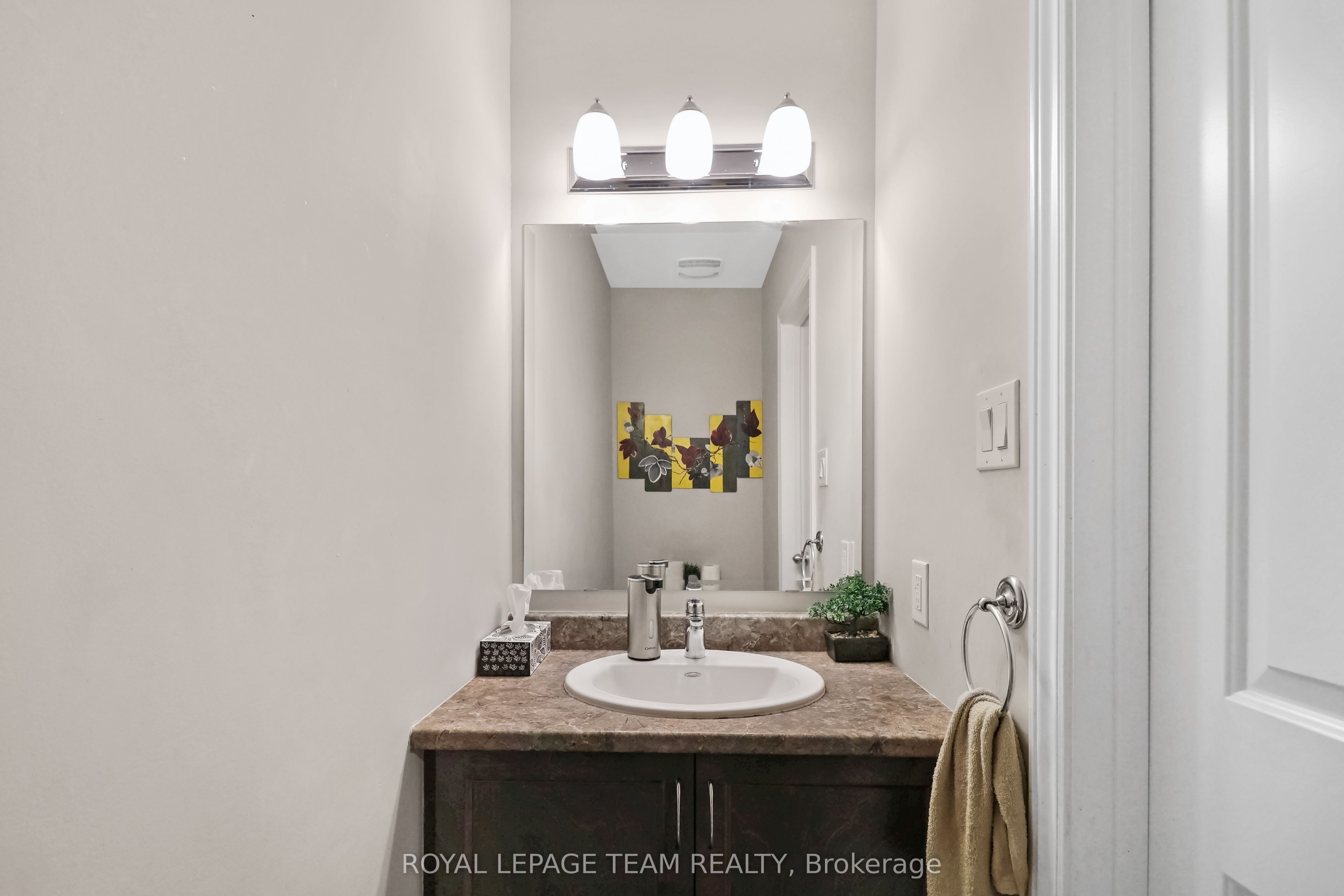 3 Stoneleigh Street Property Photo 6