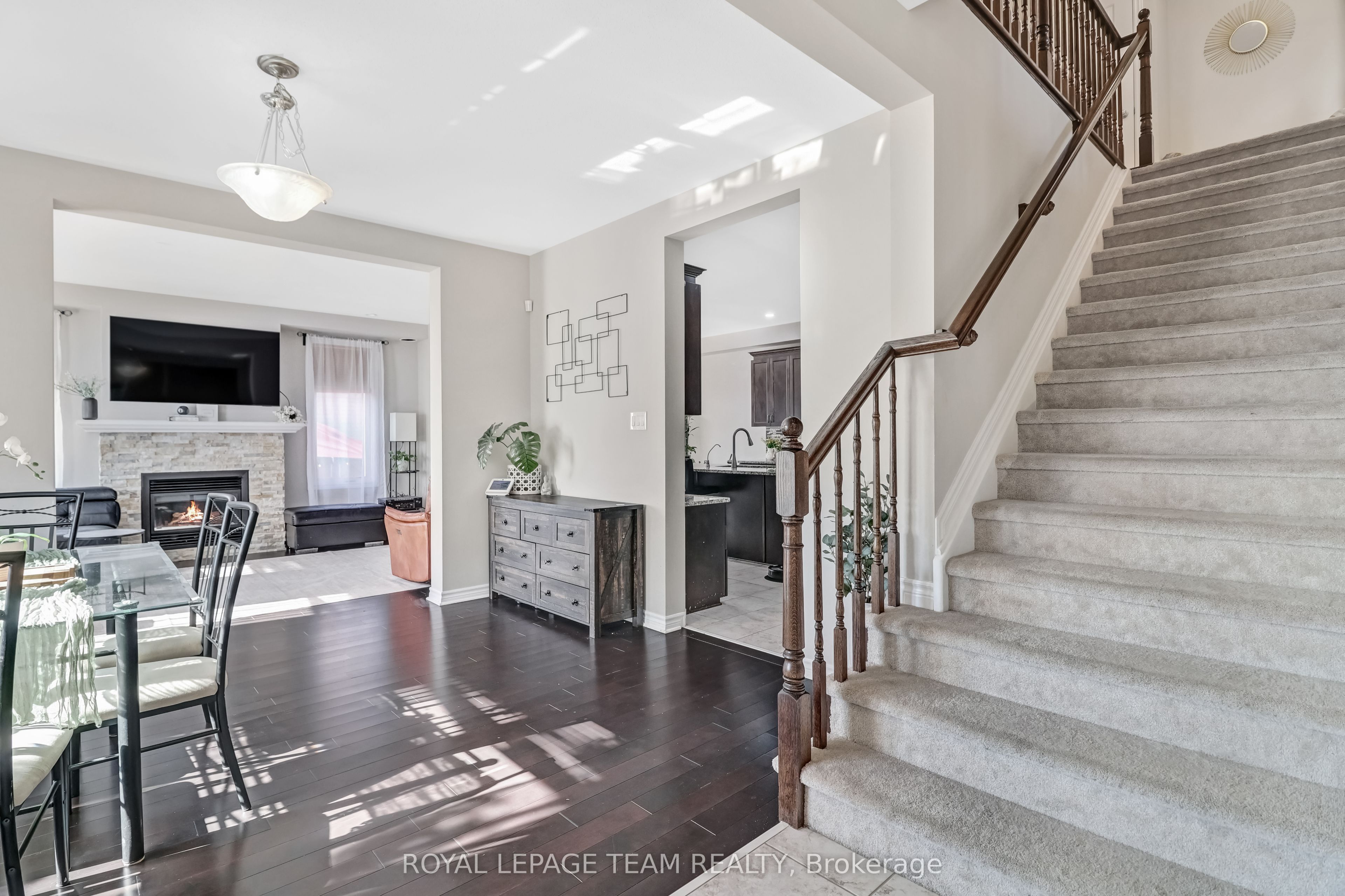 3 Stoneleigh Street Property Photo 7
