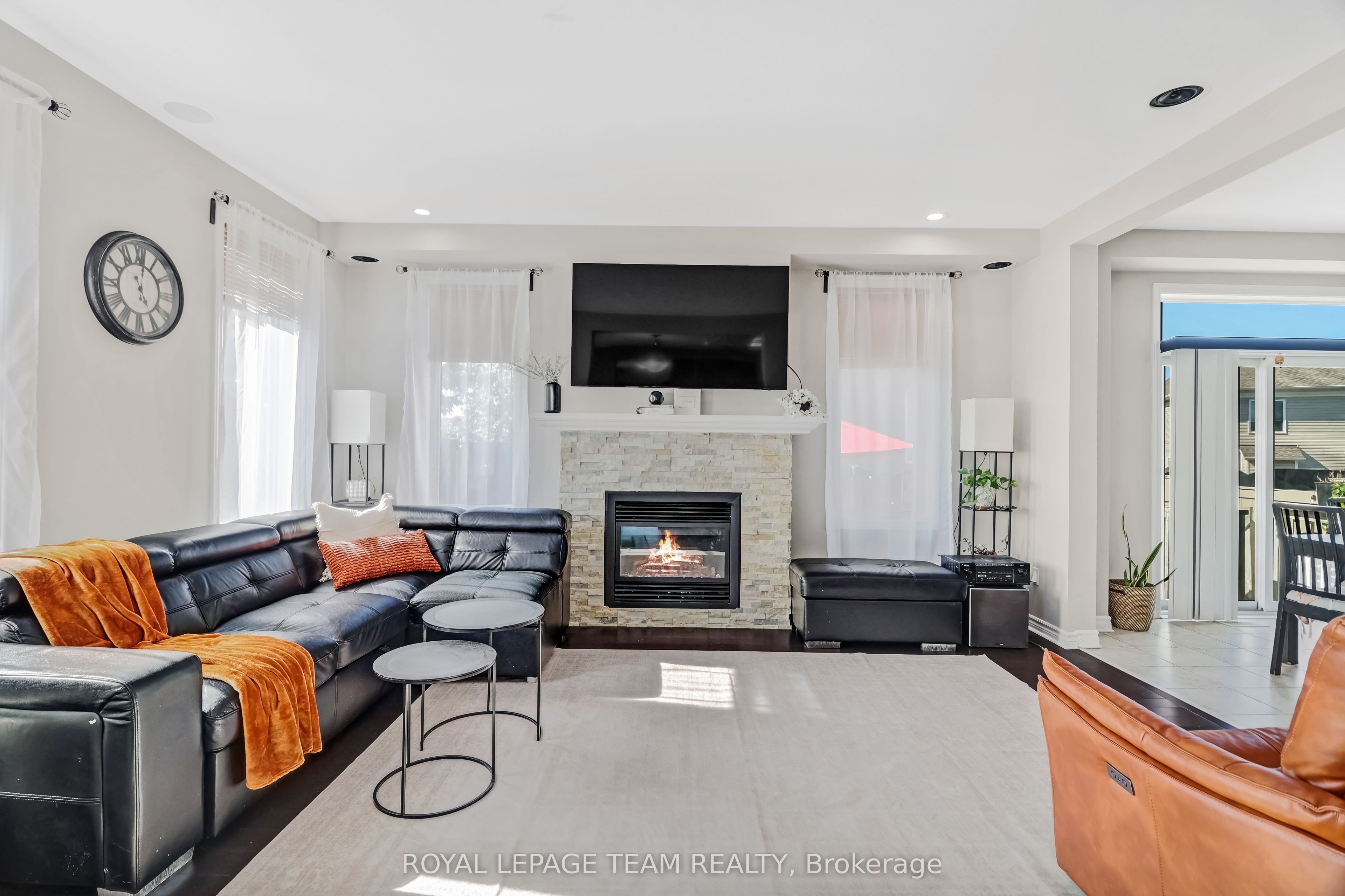3 Stoneleigh Street Property Photo 10