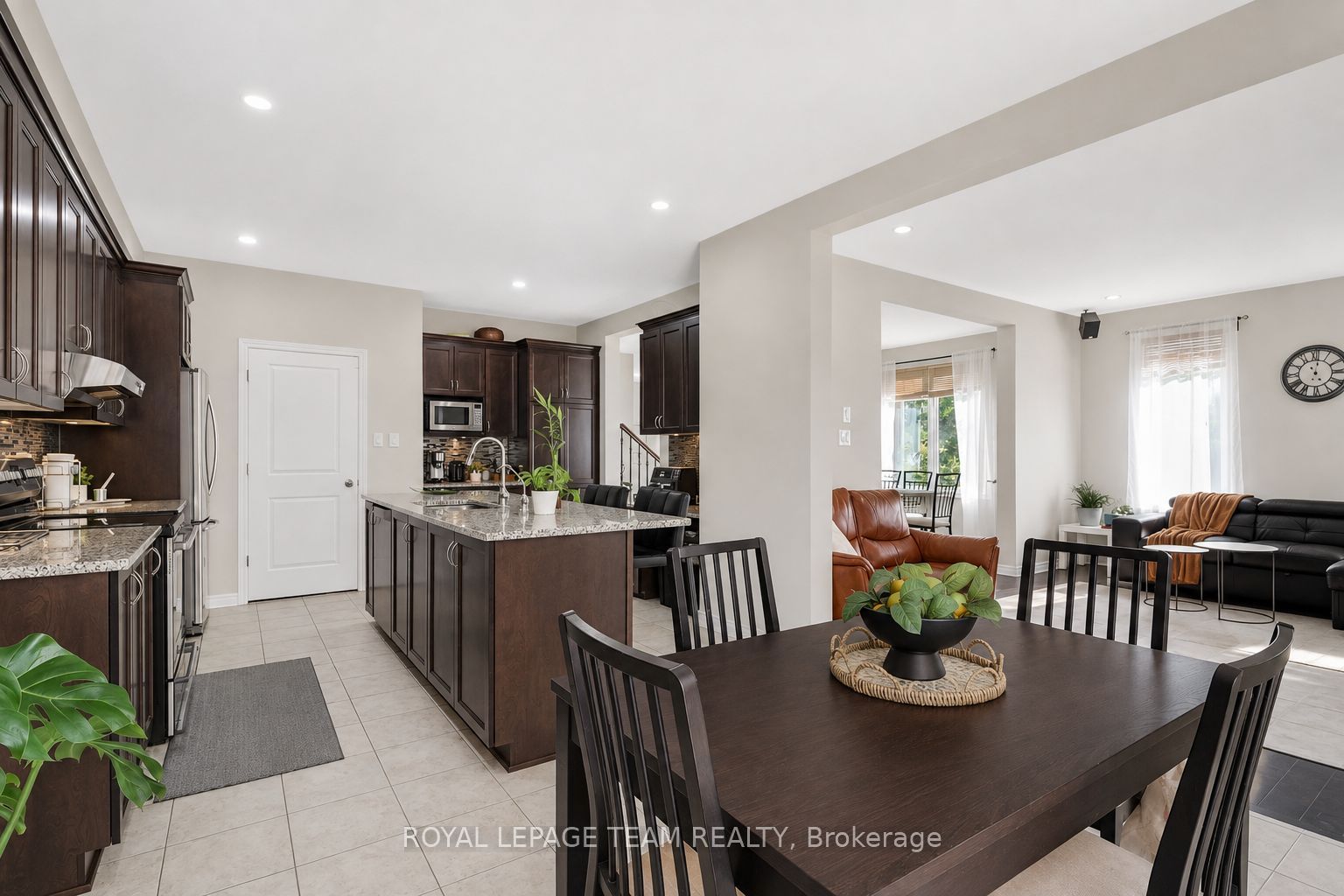 3 Stoneleigh Street Property Photo 15