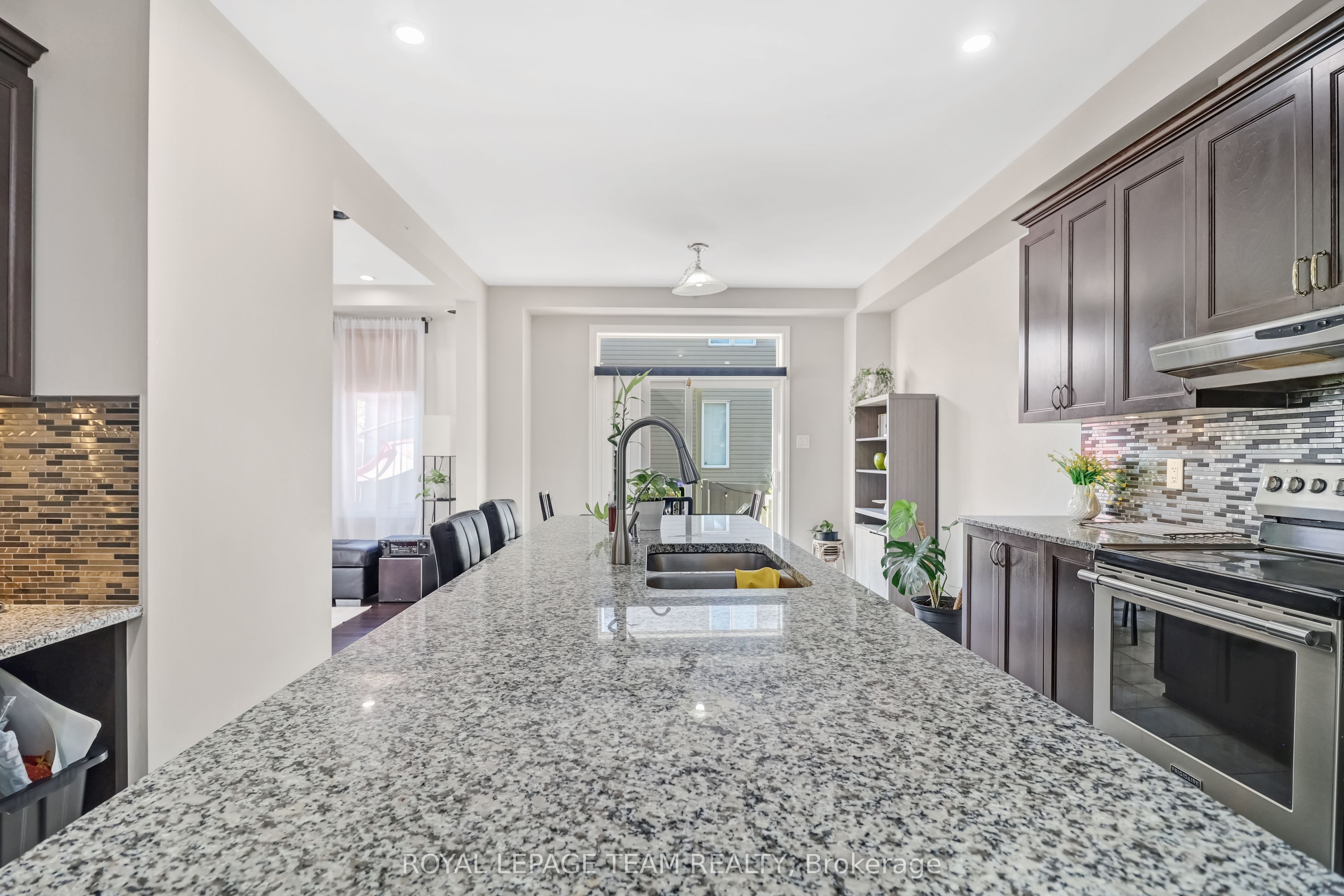 3 Stoneleigh Street Property Photo 17