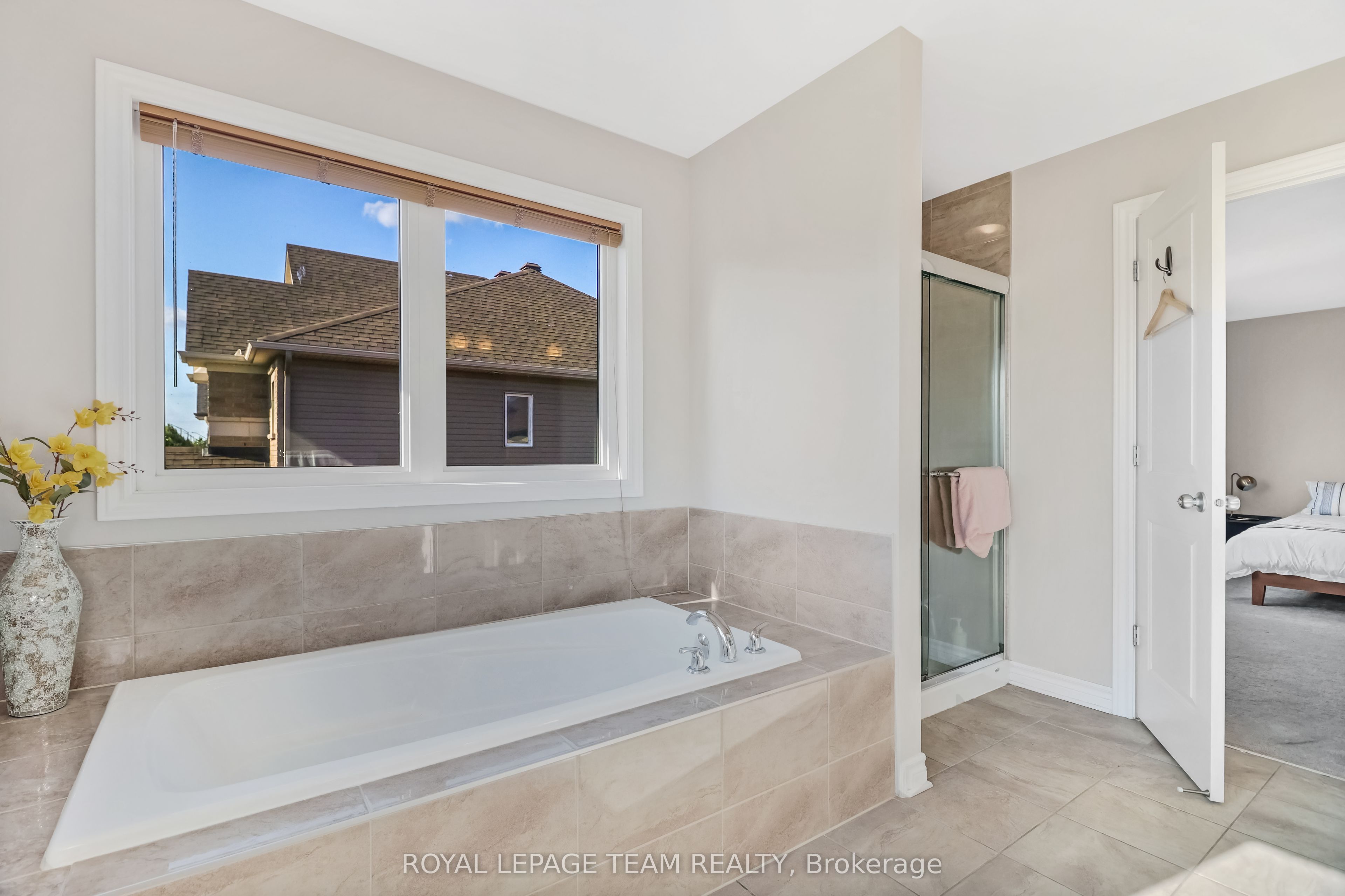 3 Stoneleigh Street Property Photo 23