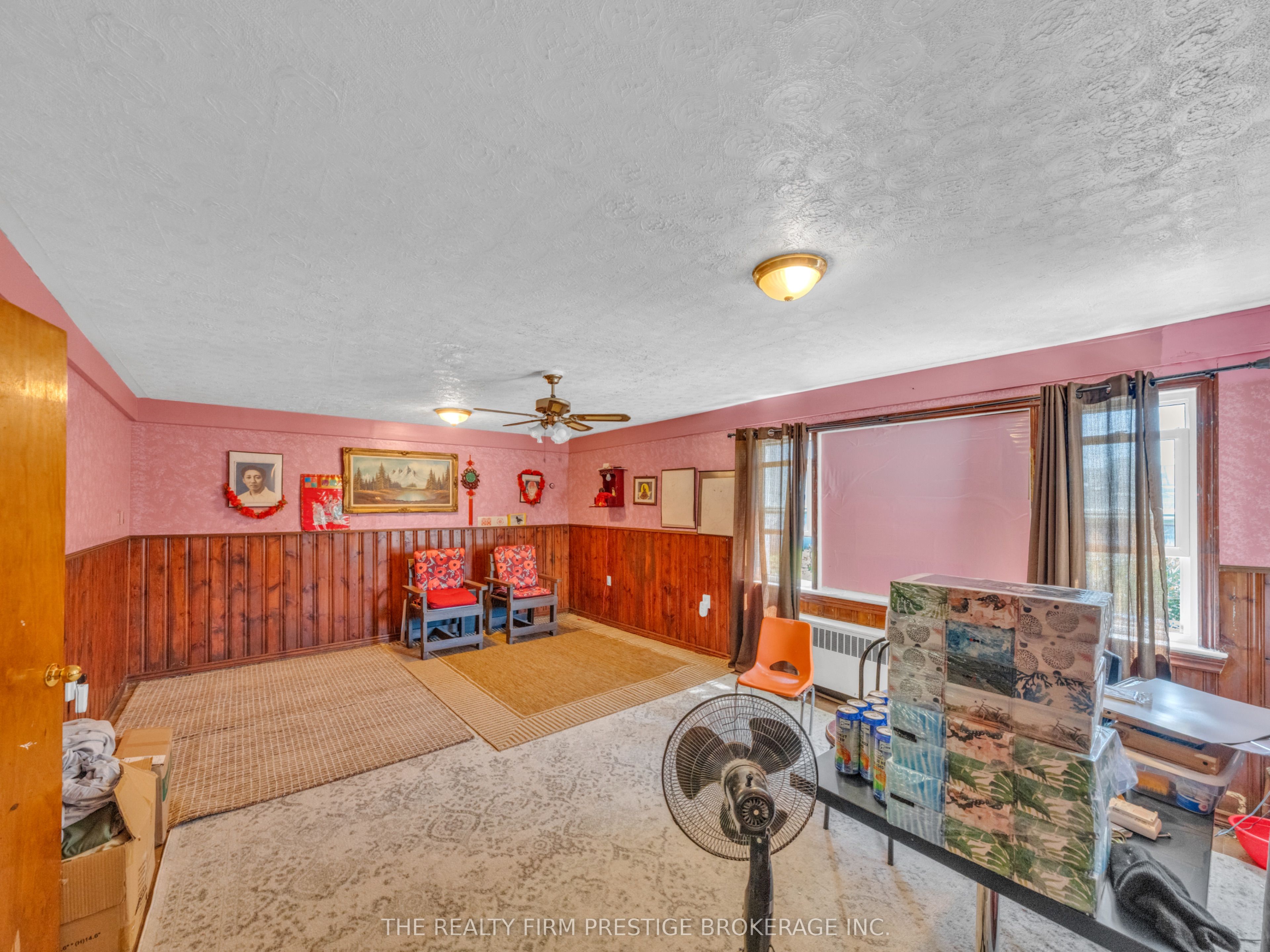 421 Grand Avenue E Property Photo 15
