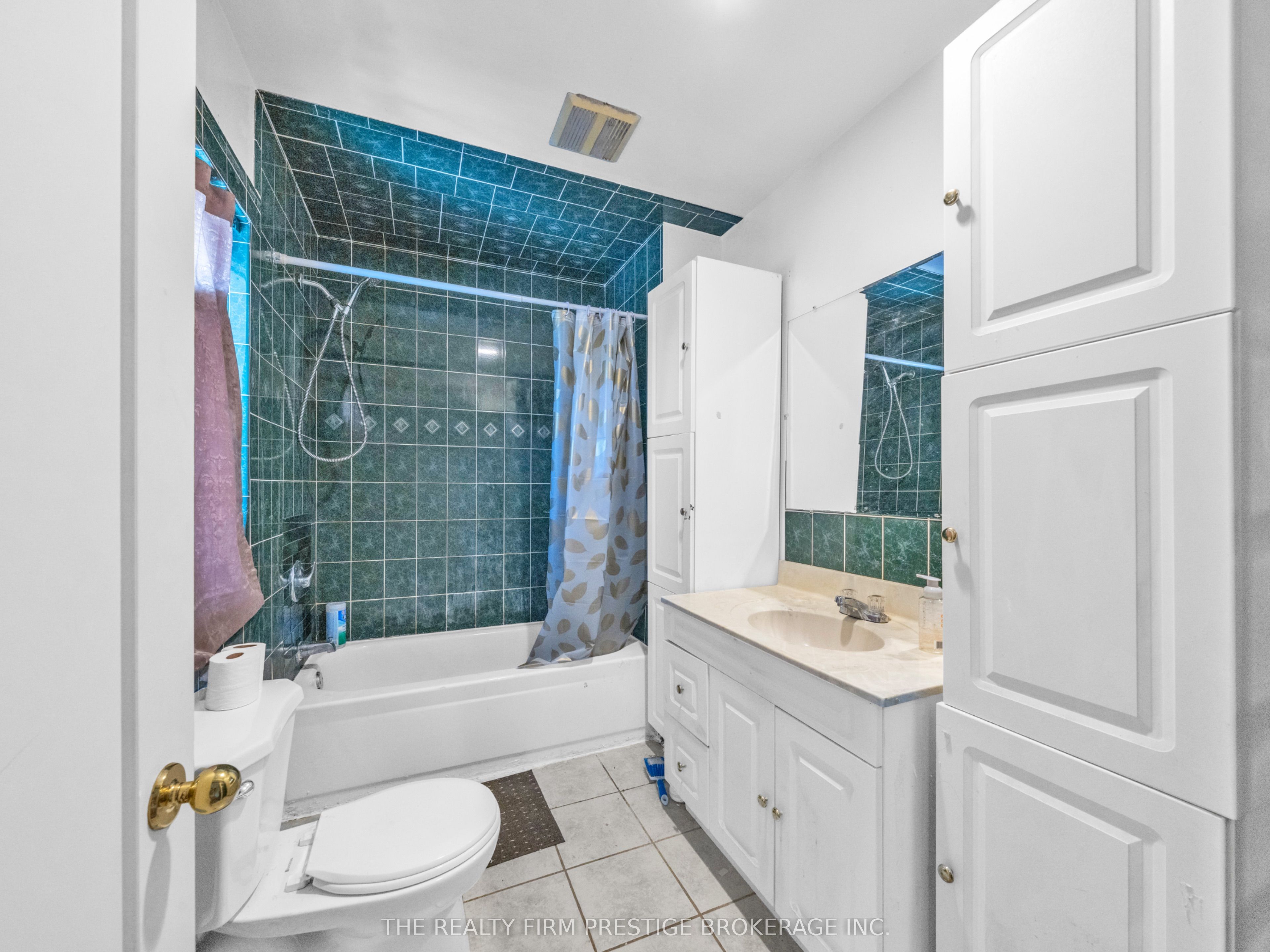 421 Grand Avenue E Property Photo 19