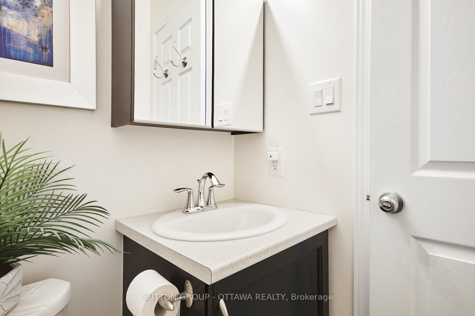 2625 Longfields Drive Property Photo 10