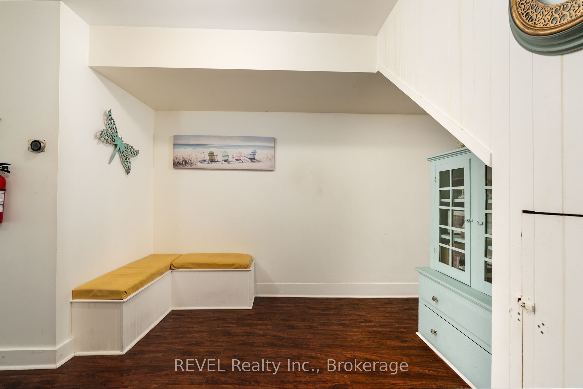 3819 Terrace Lane Property Photo 15