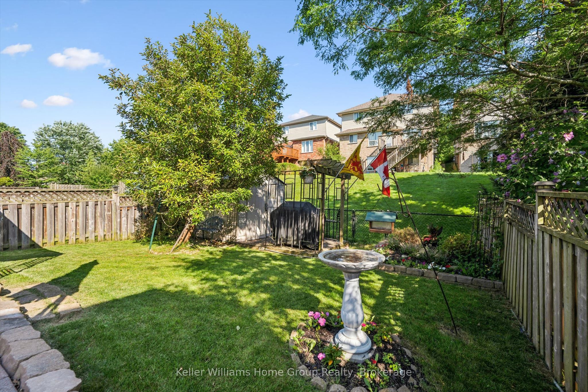 63 Boulder Crescent Property Photo 37